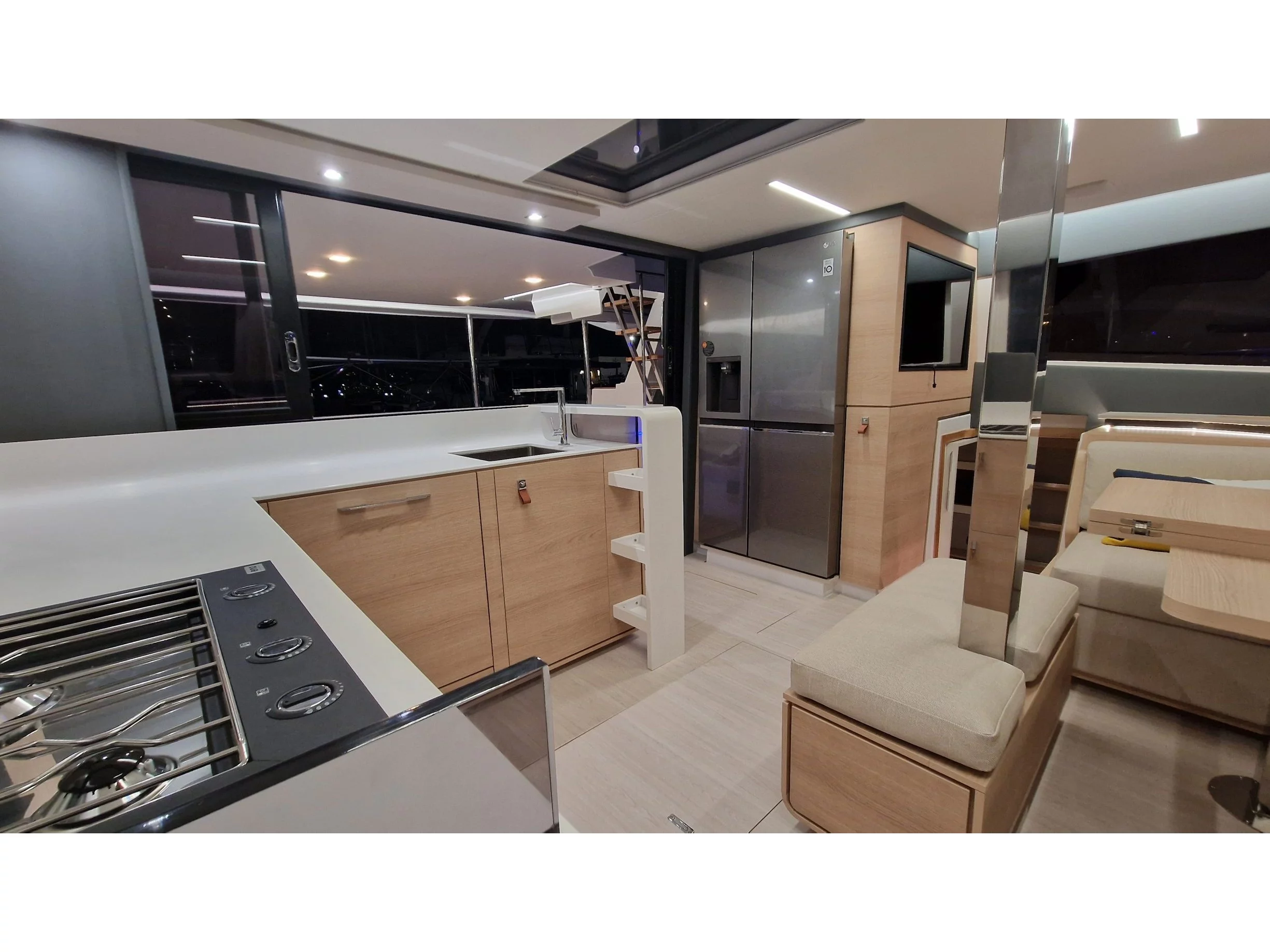 Aventura 45 (CAJHA) Interior image - 14
