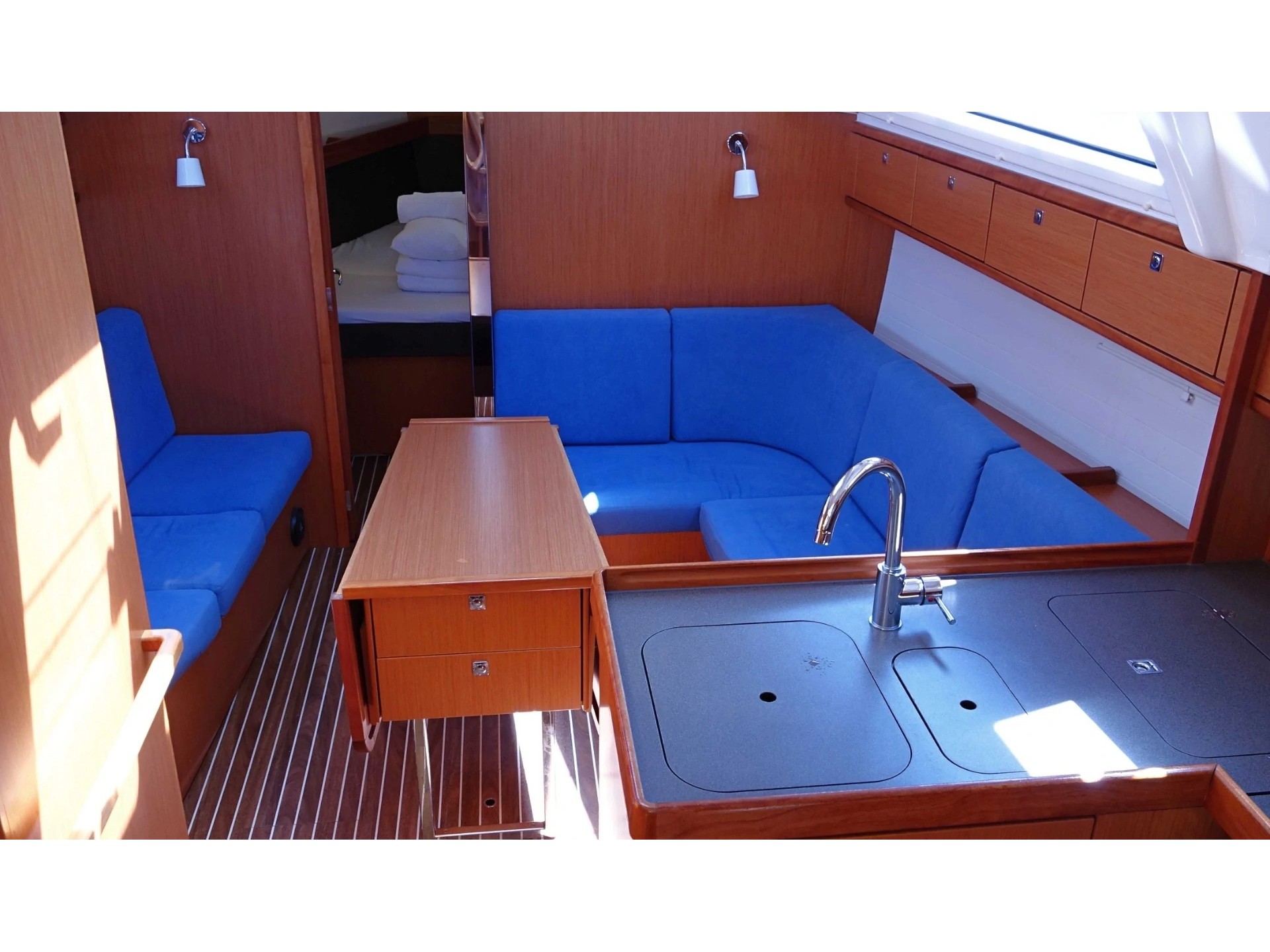 Photo #5 - Bavaria Cruiser 37 (Eirene) en Zadar - 25559