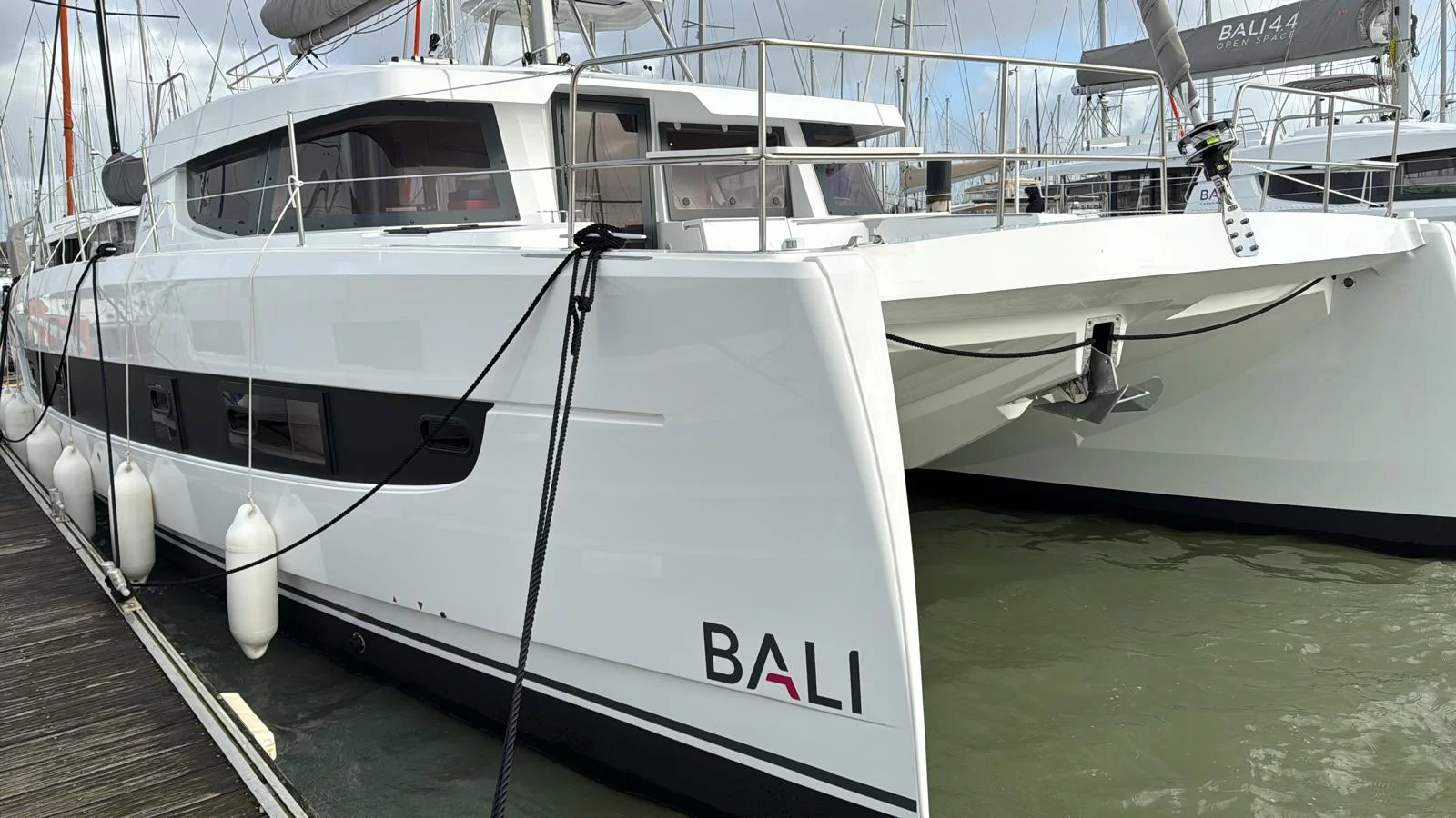 Bali 4.4 (Seven)  - 14