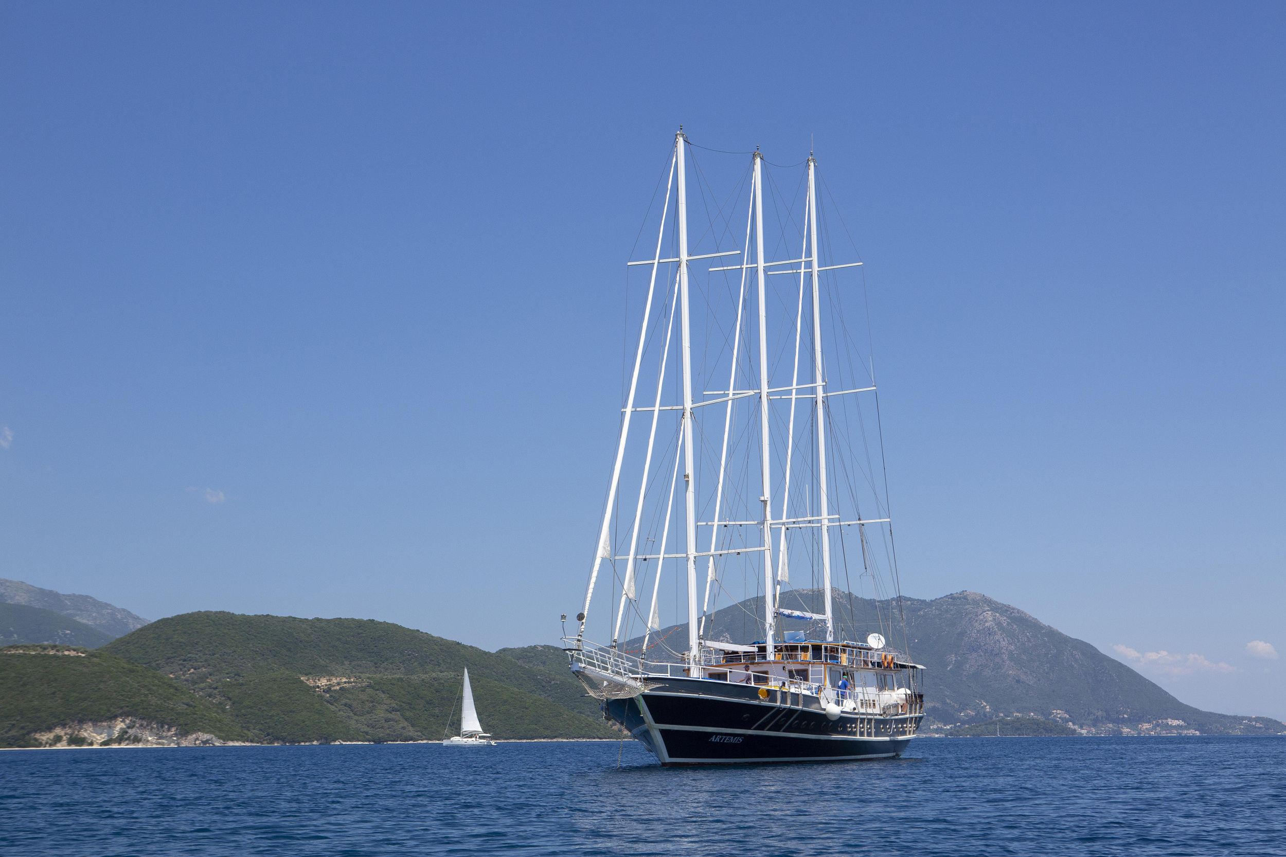 Photo #33 - Gulet Artemis (Artemis) en Salamina - 9490