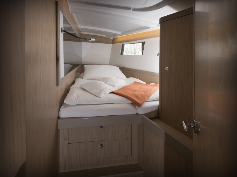 Photo #8 - Oceanis 48 (TRIM) in Kastela - 6224