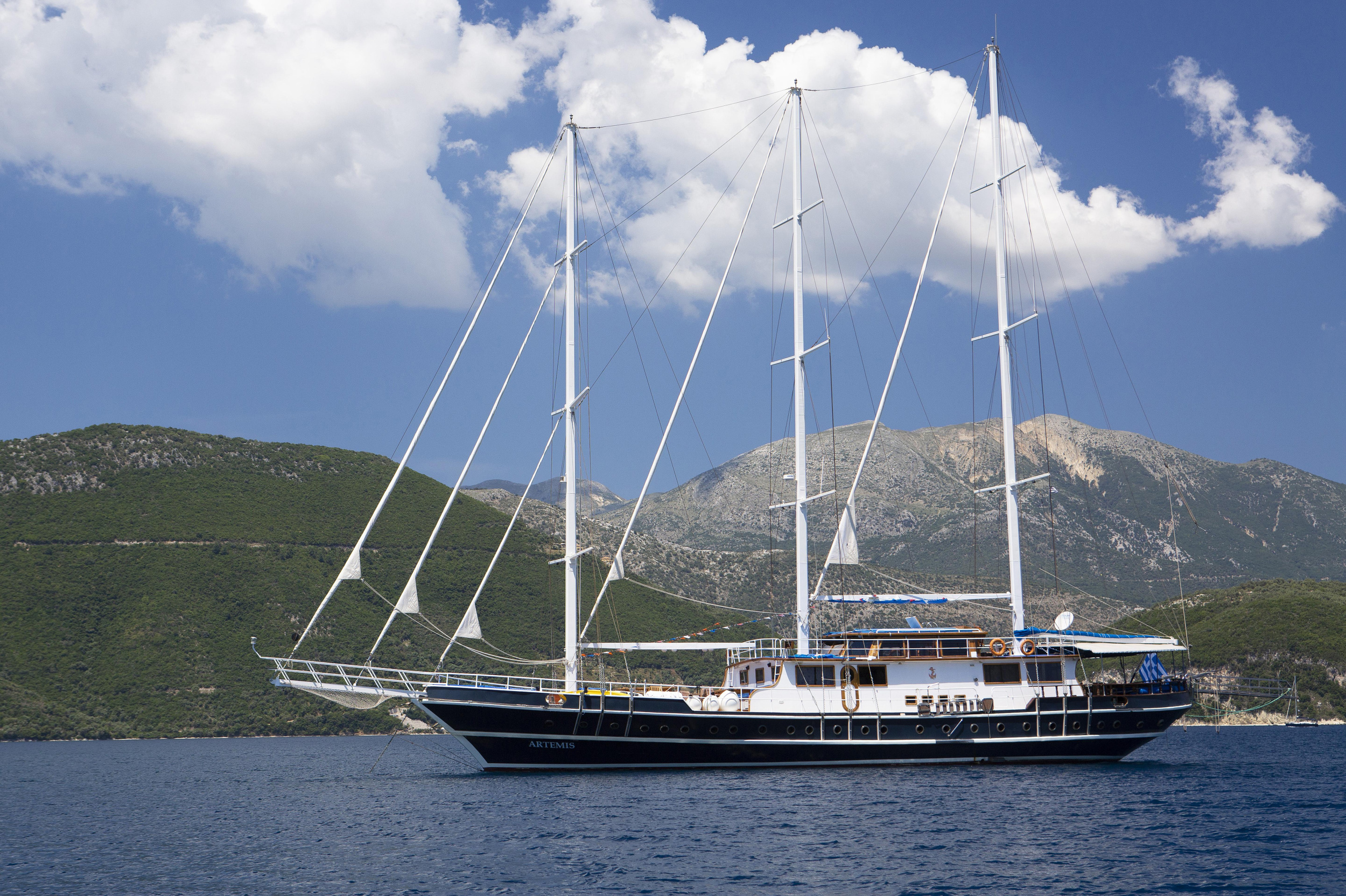 Photo #19 - Gulet Artemis (Artemis) en Salamina - 9490