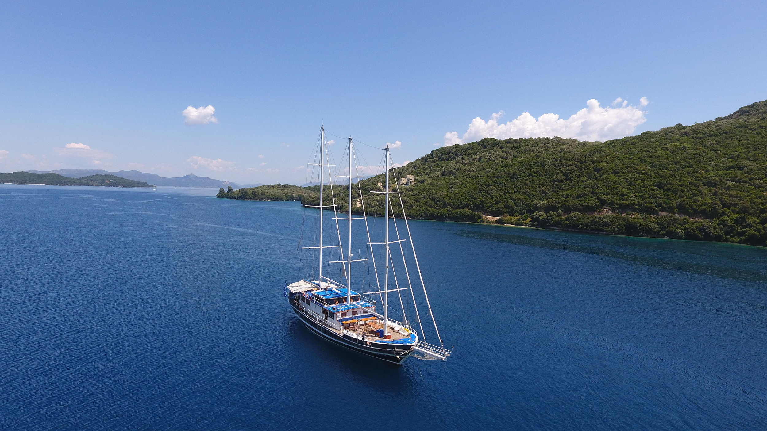 Photo #25 - Gulet Artemis (Artemis) en Salamina - 9490