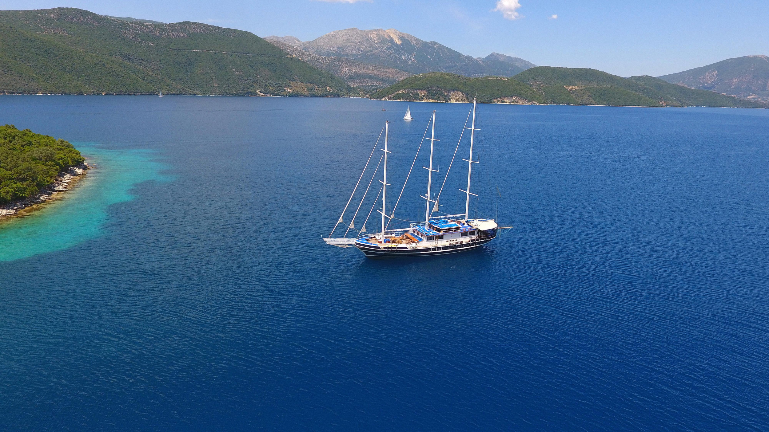 Photo #26 - Gulet Artemis (Artemis) en Salamina - 9490