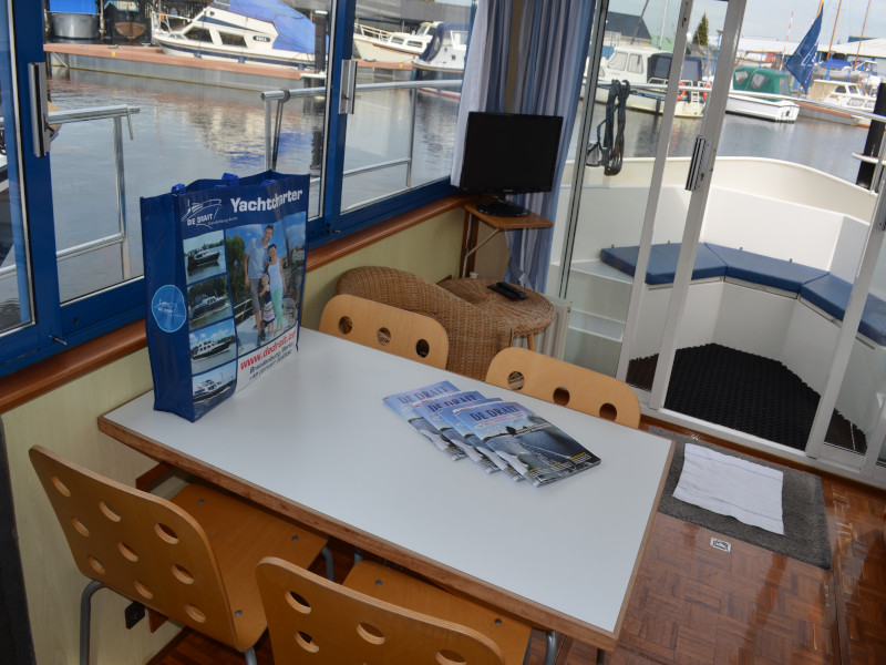 Photo #6 - Safari Houseboat 1050 (Queen) in Drachten - 9371
