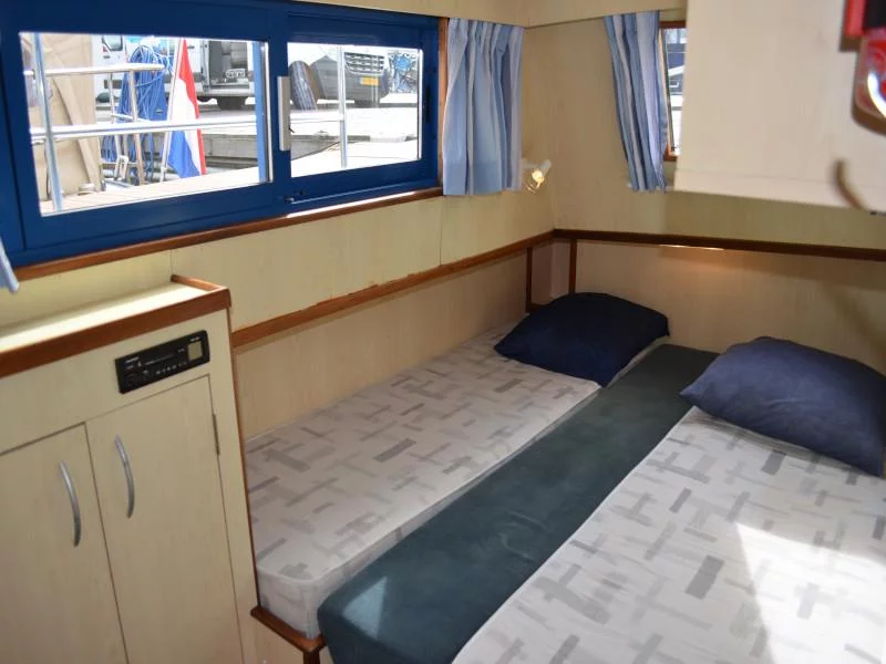 Safari Houseboat 1050 (Queen)  - 6