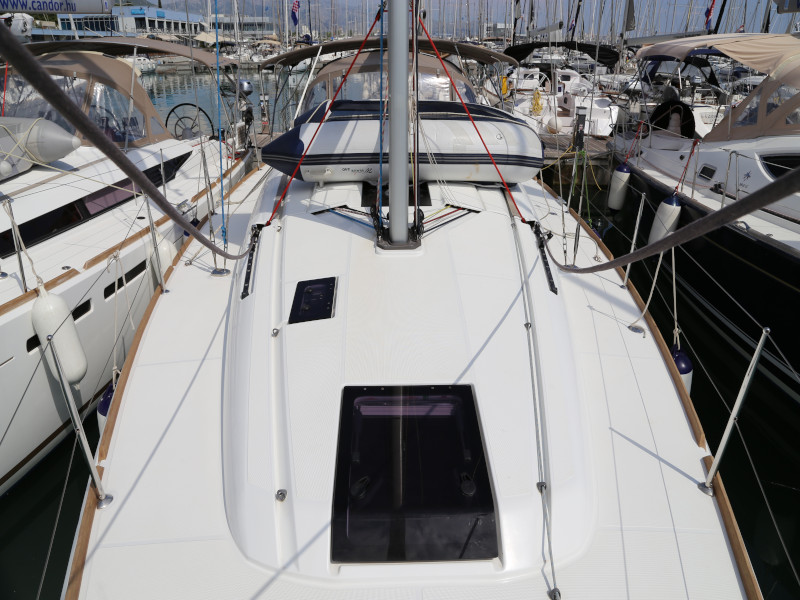 Photo #17 - Sun Odyssey 409 (Miu Miu) in Kastela - 18010