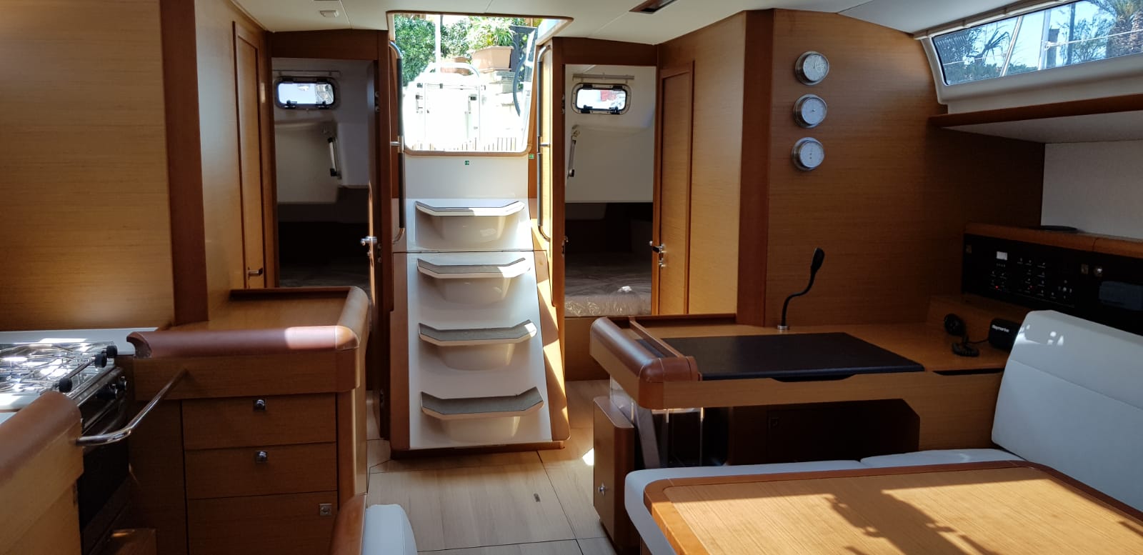 Photo #37 - Sun Odyssey 519 (Pata) en Cannigione - 7798