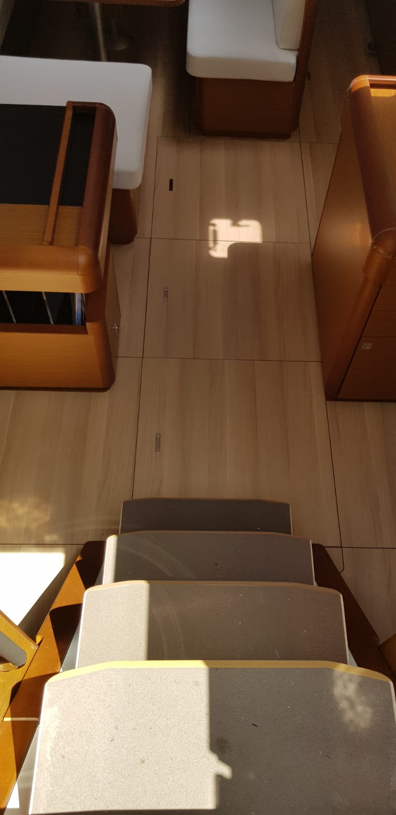 Photo #23 - Sun Odyssey 519 (Pata) en Cannigione - 7798