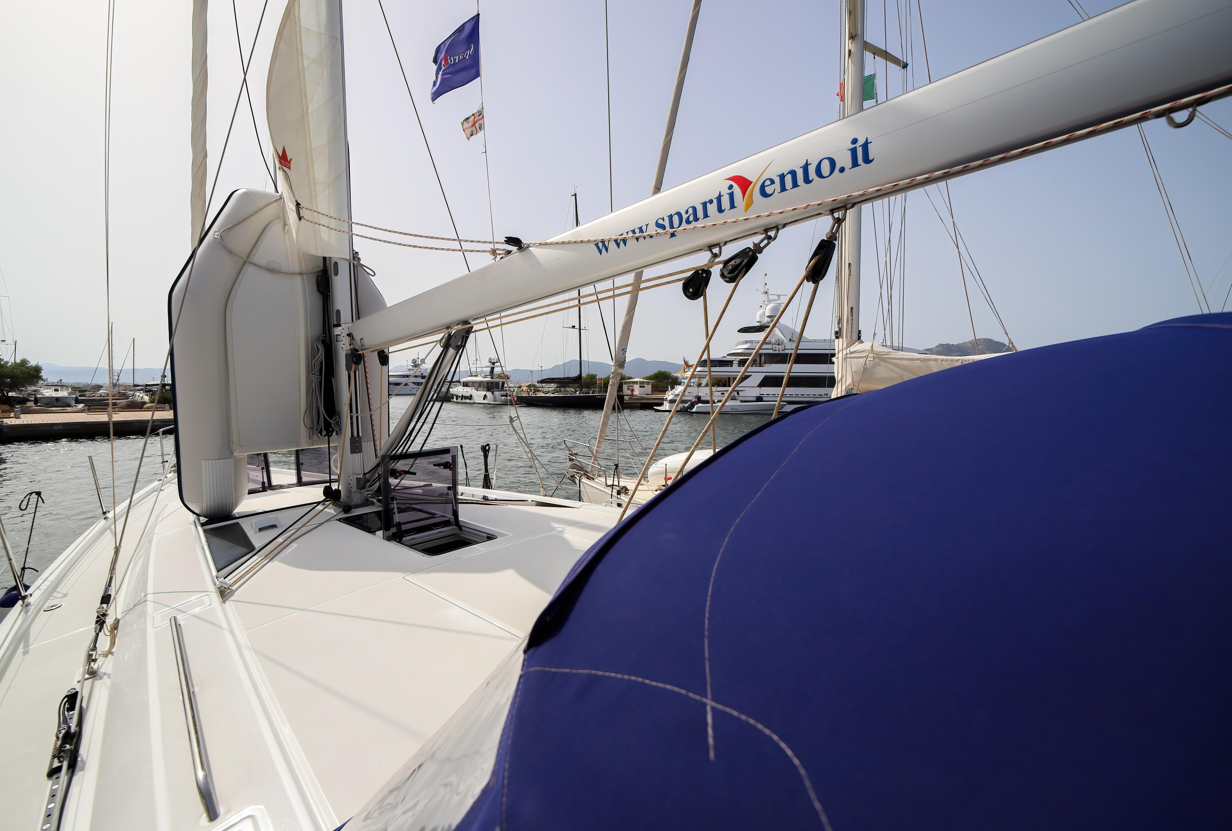 Photo #23 - Oceanis 46.1 (Andromaca - Comfort line) in Olbia - 7848