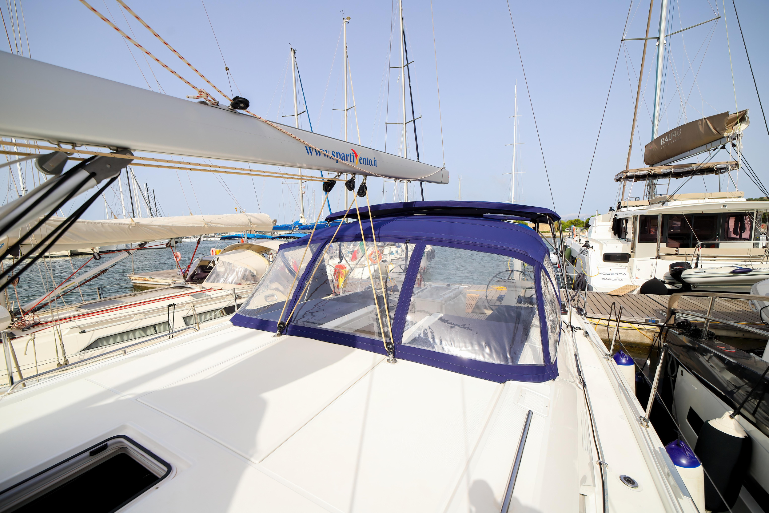 Photo #4 - Oceanis 46.1 (Andromaca - Comfort line) in Olbia - 7848