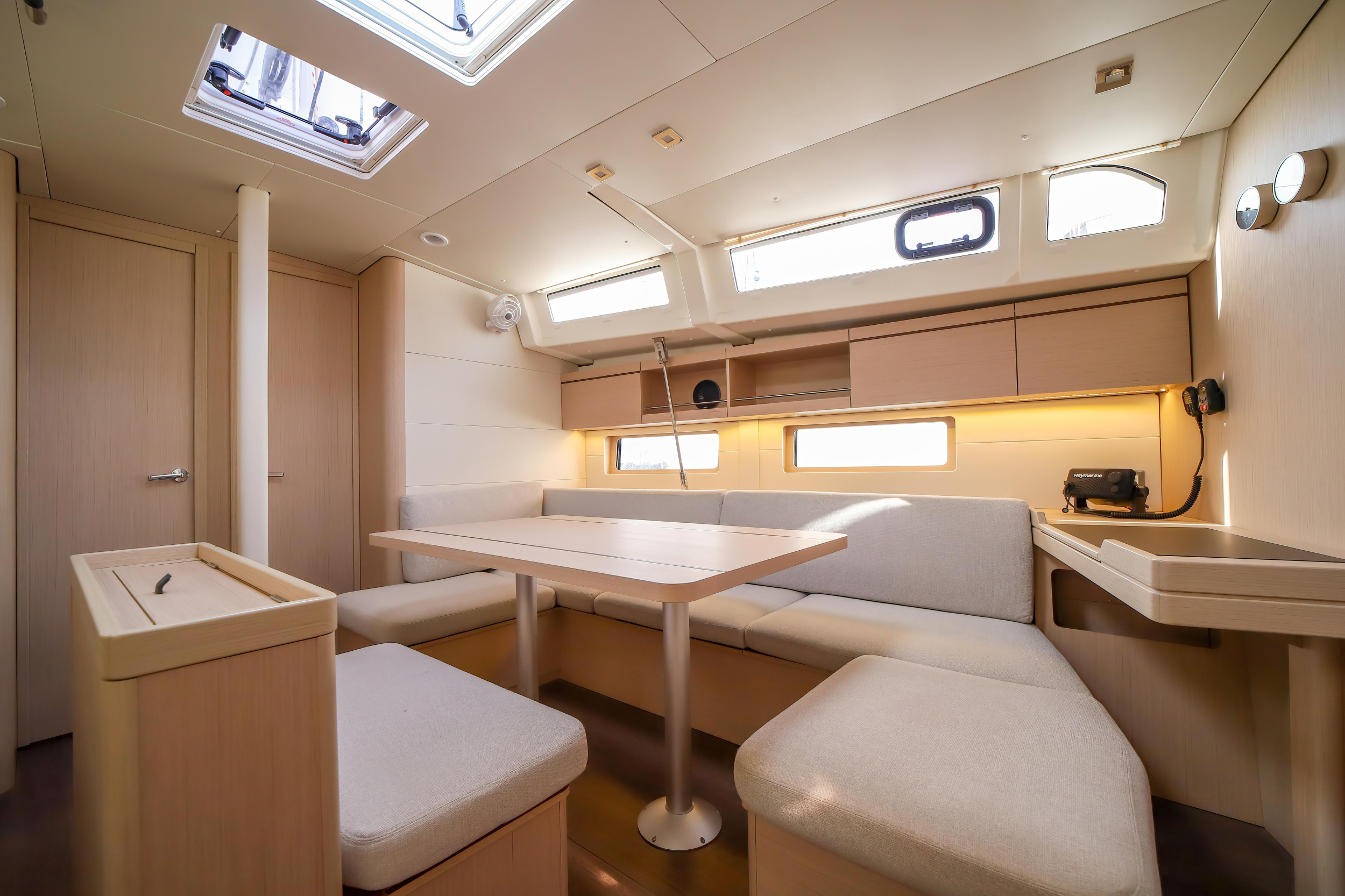 Photo #16 - Oceanis 46.1 (Andromaca - Comfort line) in Olbia - 7848