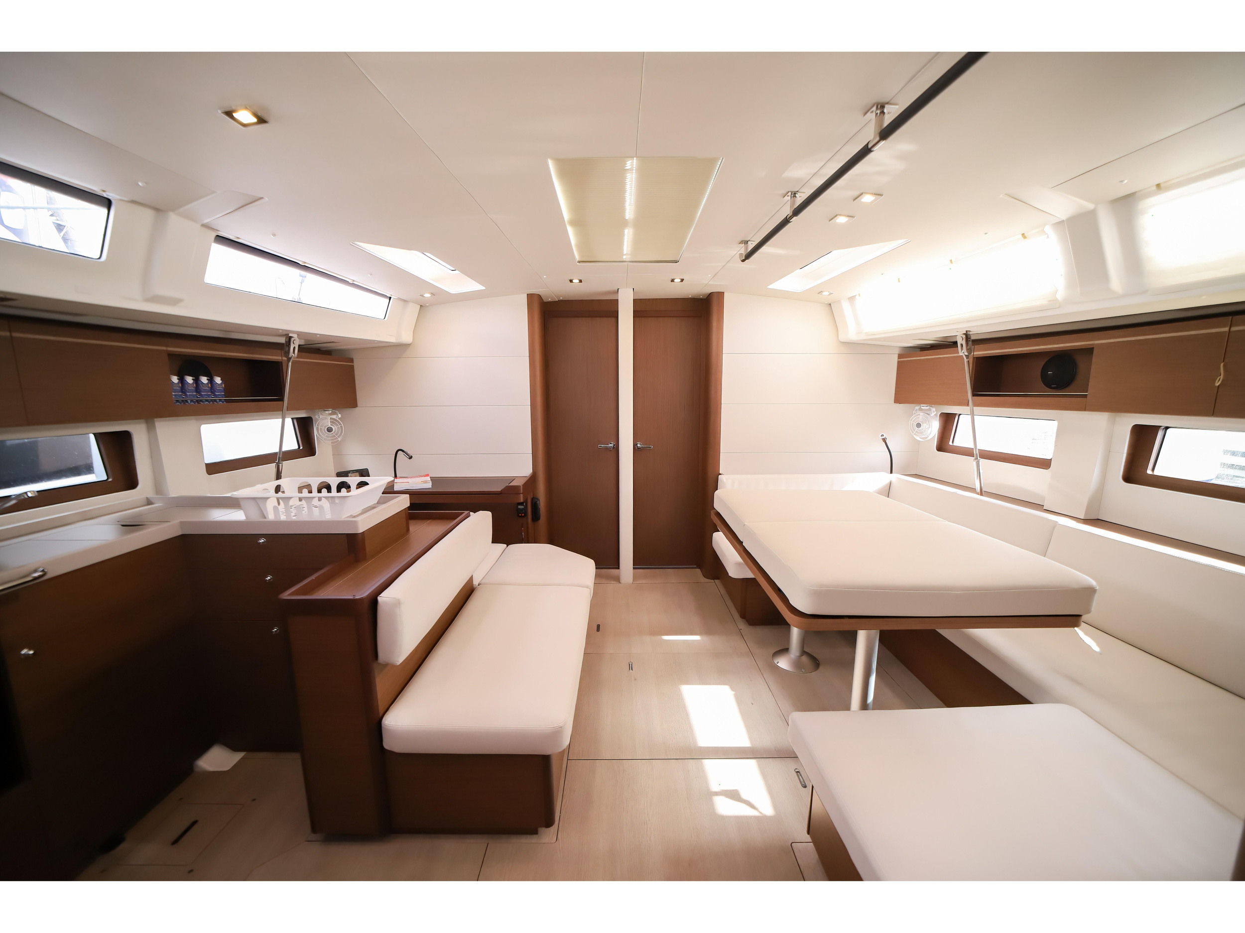 Photo #24 - Oceanis 51.1 (Artemide - Comfort line) in Olbia - 8769
