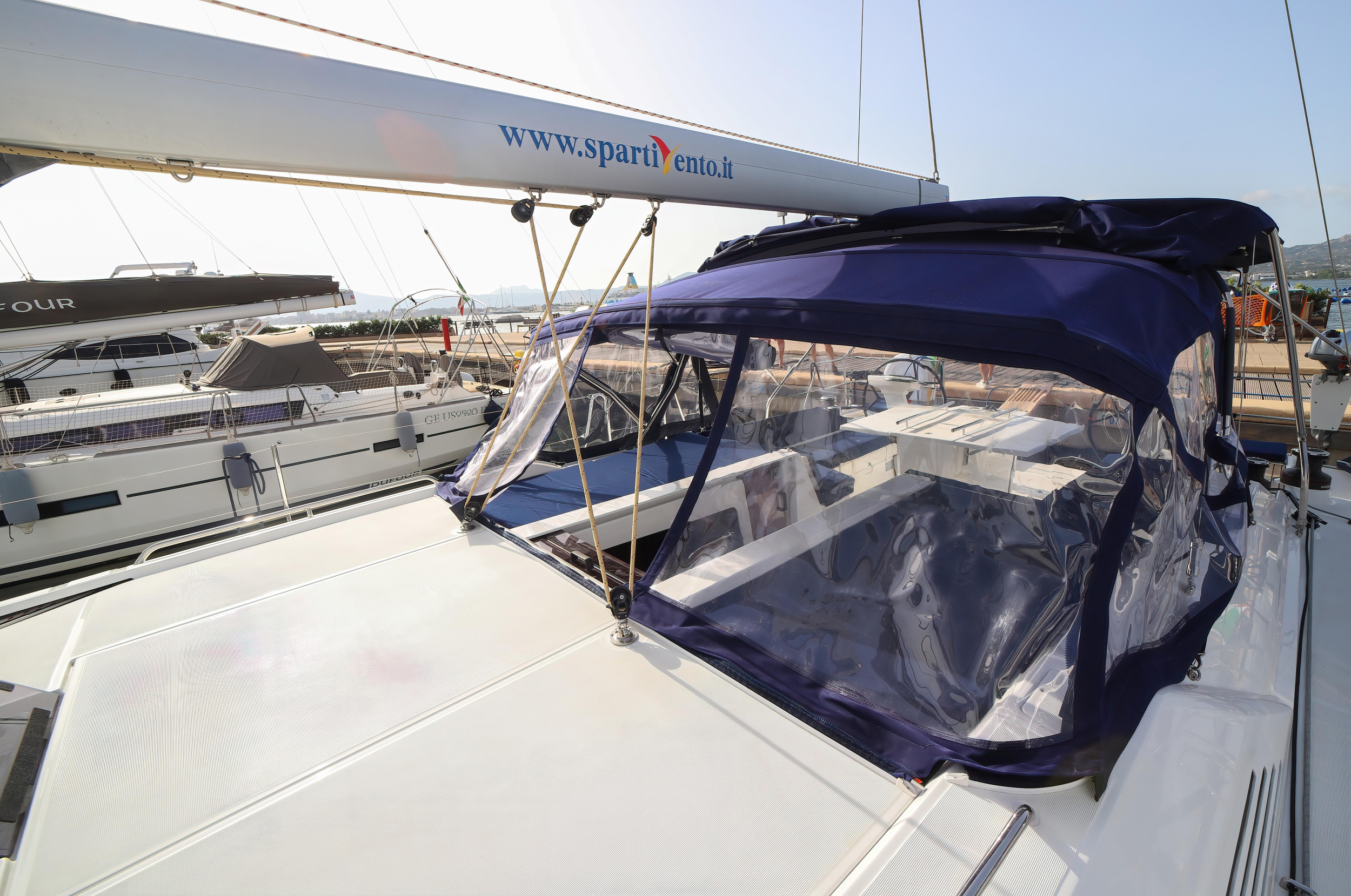 Photo #6 - Oceanis 51.1 (Artemide - Comfort line) in Olbia - 8769