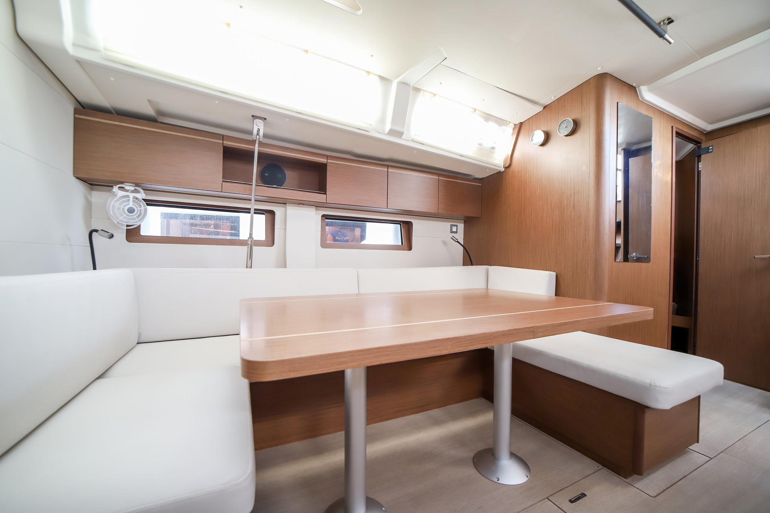 Photo #15 - Oceanis 51.1 (Briseide - Comfort line) en Olbia - 7845