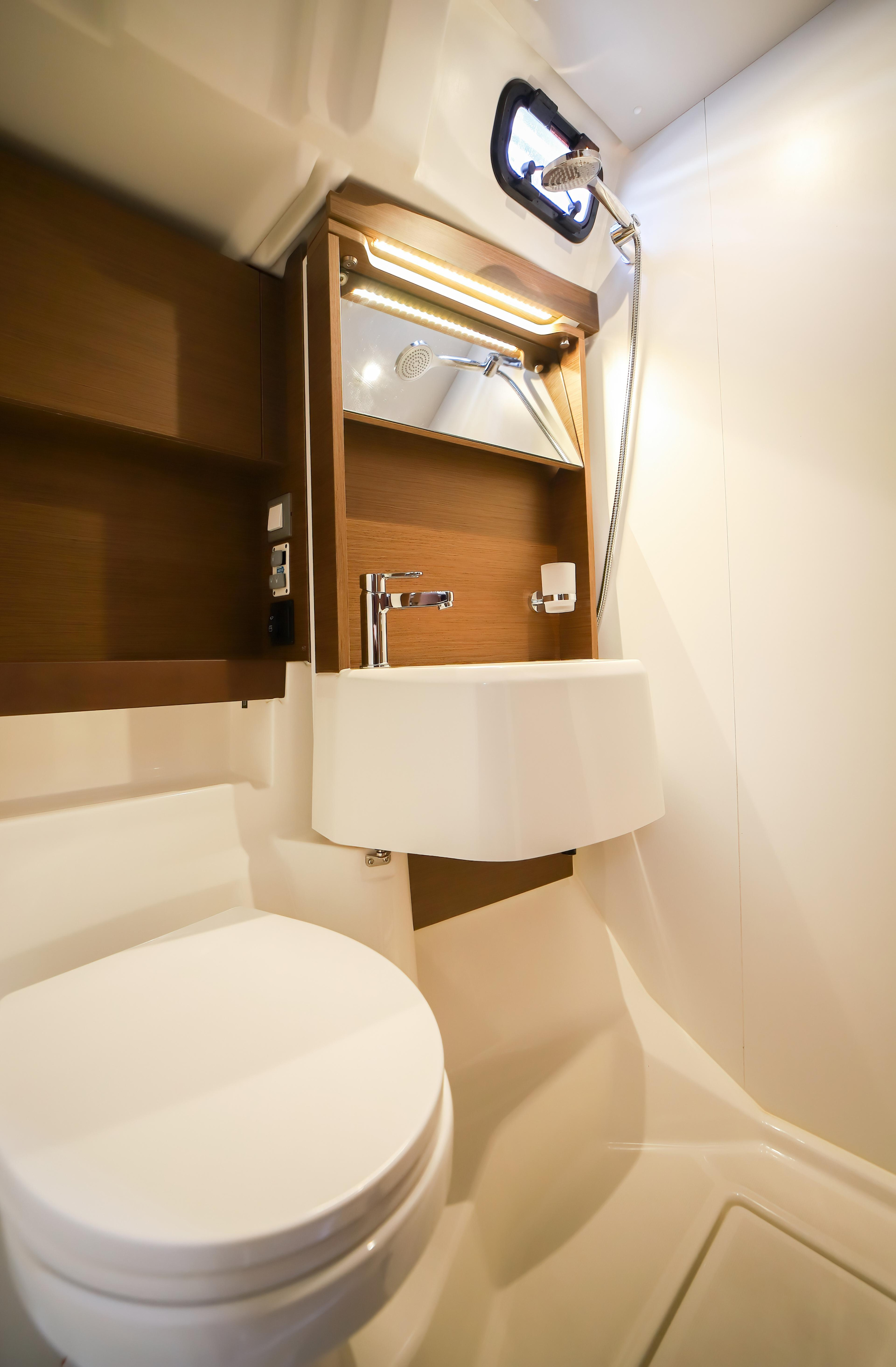 Photo #13 - Oceanis 51.1 (Briseide - Comfort line) en Olbia - 7845