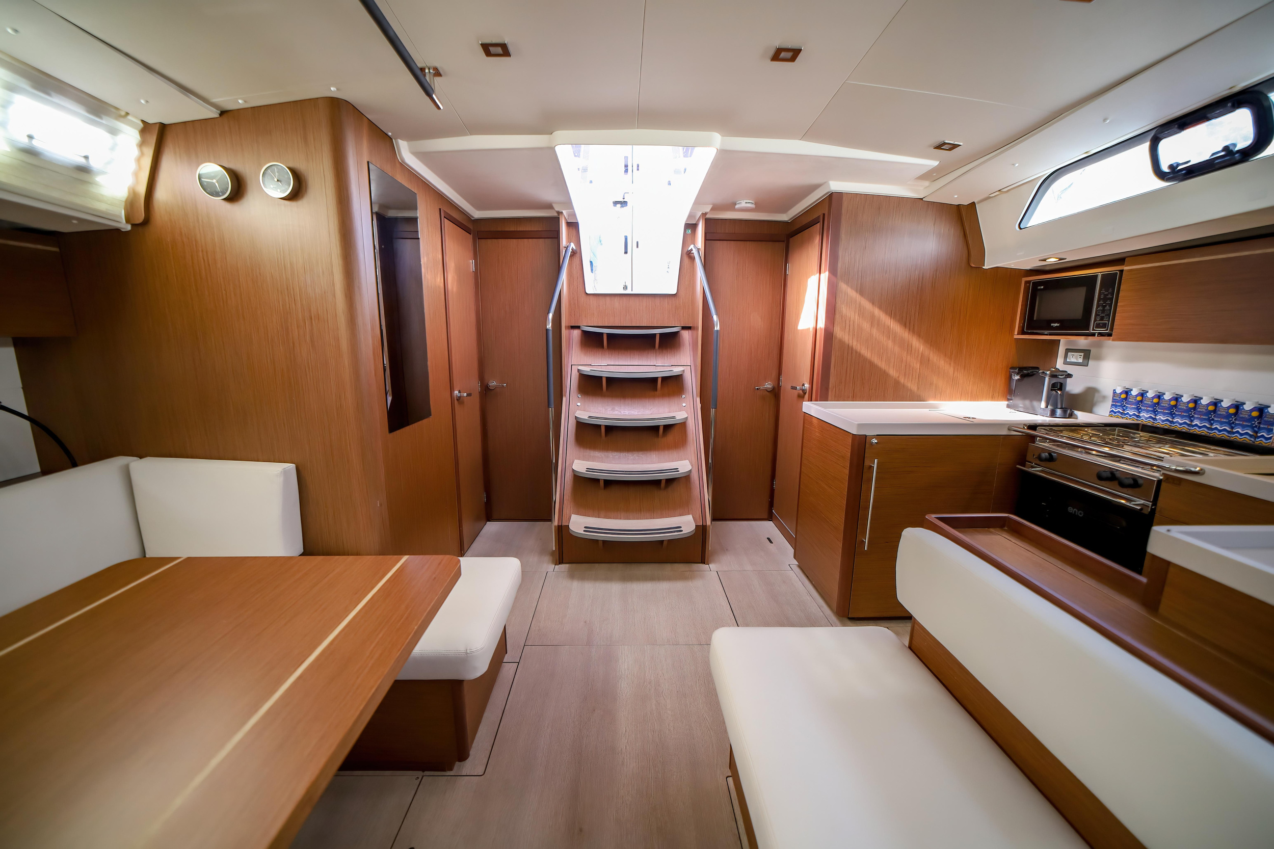Photo #16 - Oceanis 51.1 (Briseide - Comfort line) en Olbia - 7845