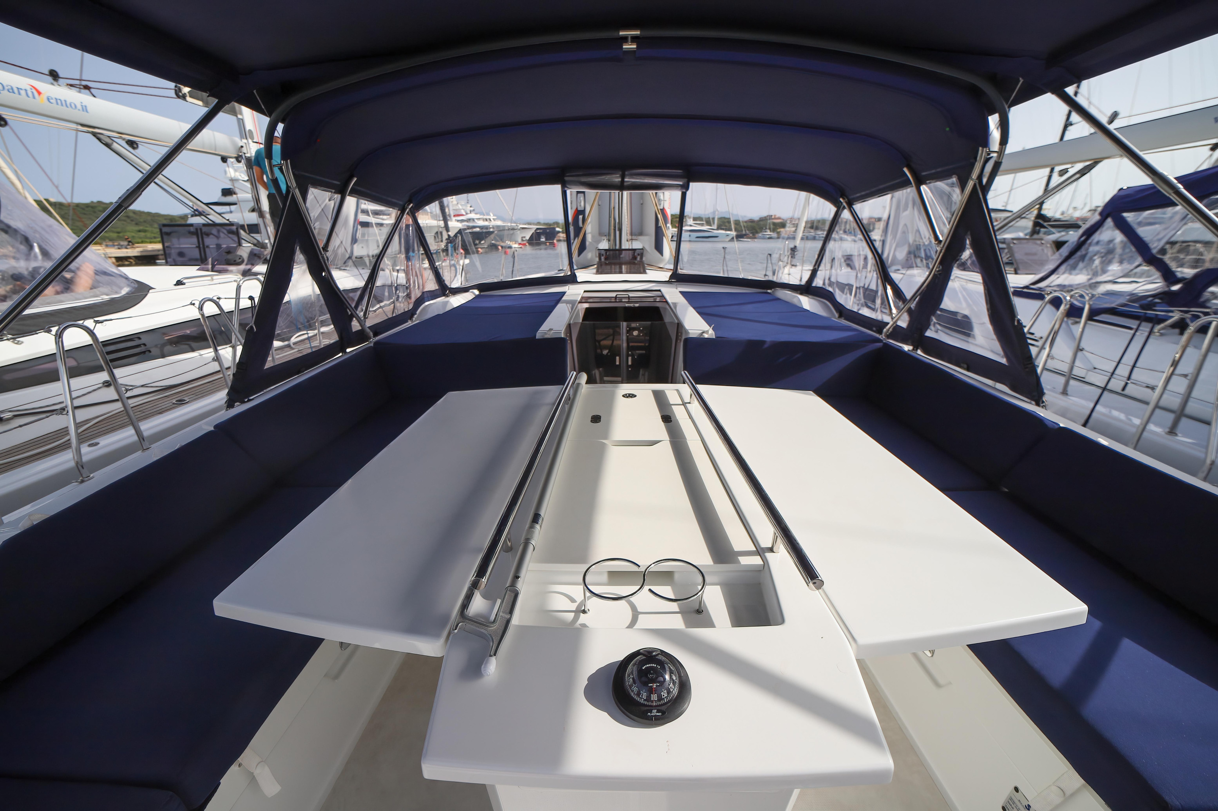 Photo #20 - Oceanis 51.1 (Briseide - Comfort line) en Olbia - 7845