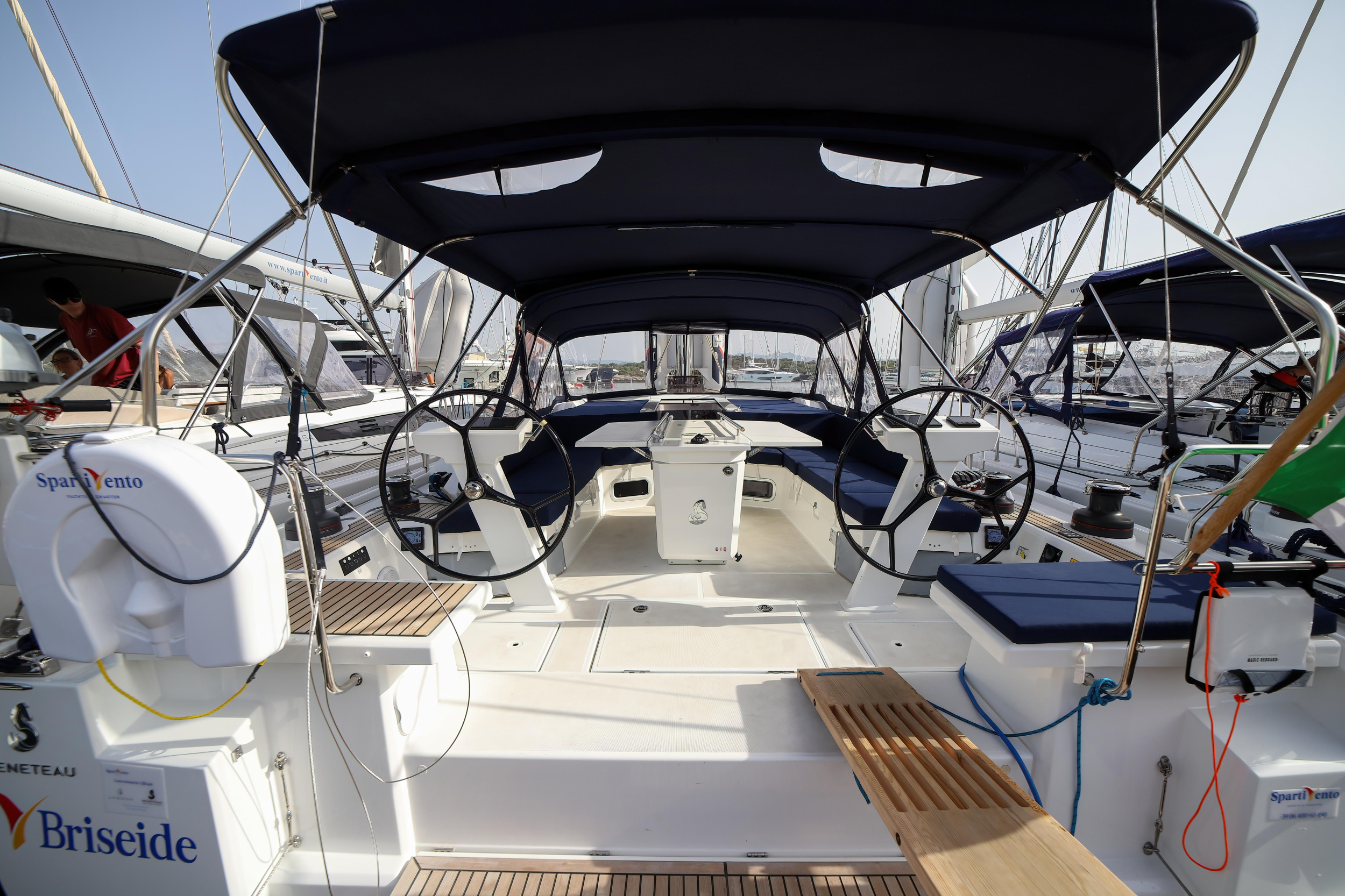Photo #21 - Oceanis 51.1 (Briseide - Comfort line) en Olbia - 7845