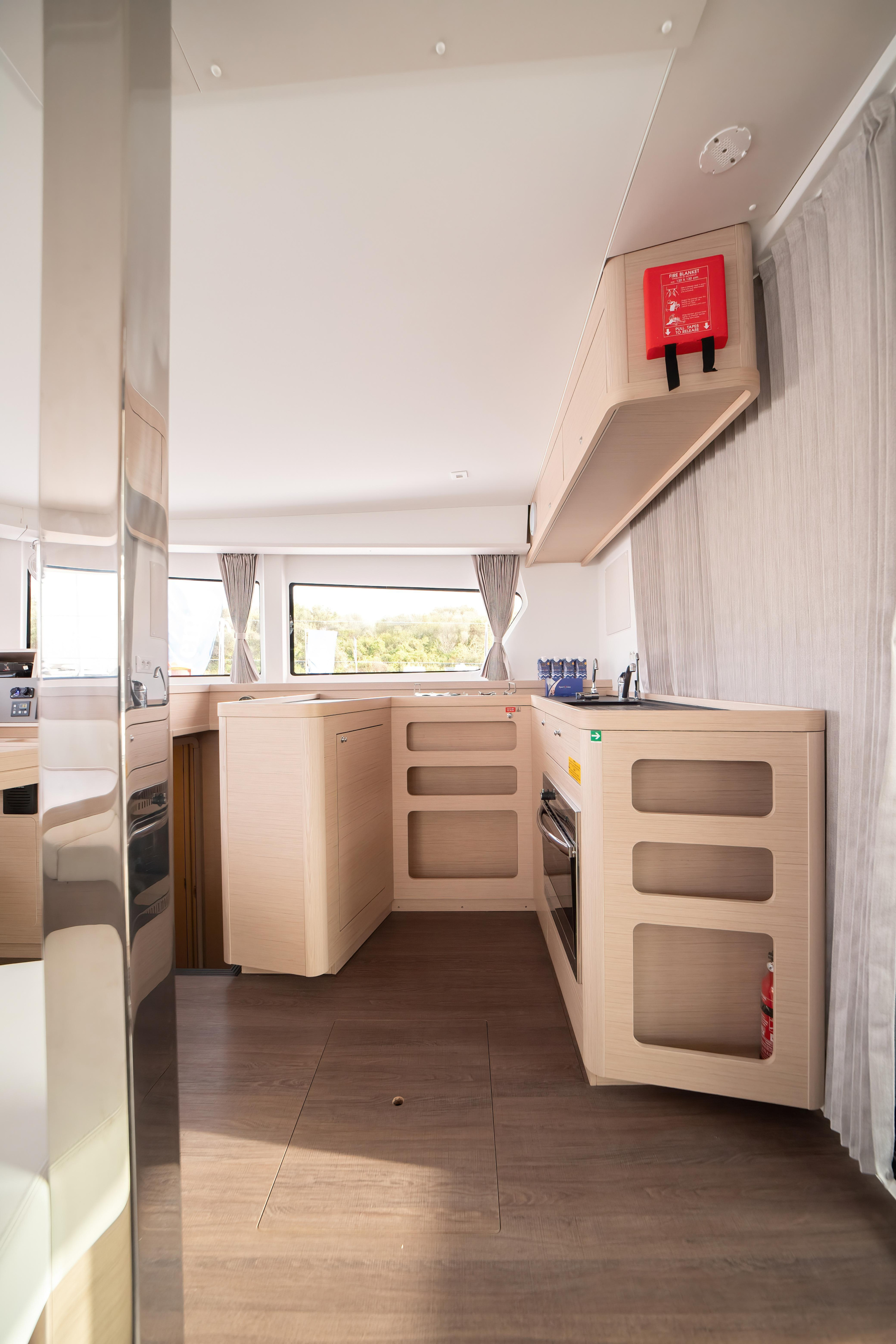 Photo #15 - Lagoon 42 (Cassatina - Premium line) in Olbia - 7843