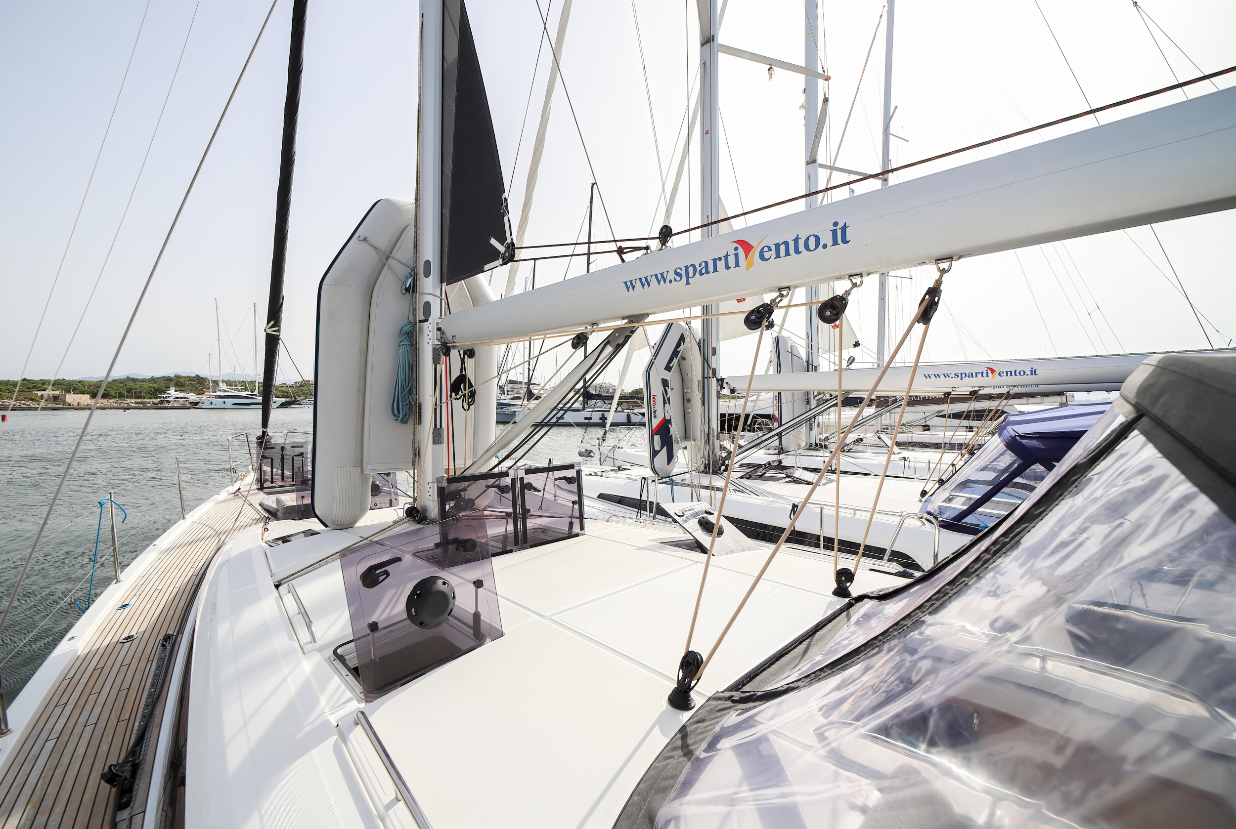 Photo #5 - Jeanneau 54 - 4cab (Eleutheria - Premium Line) en Olbia - 6888