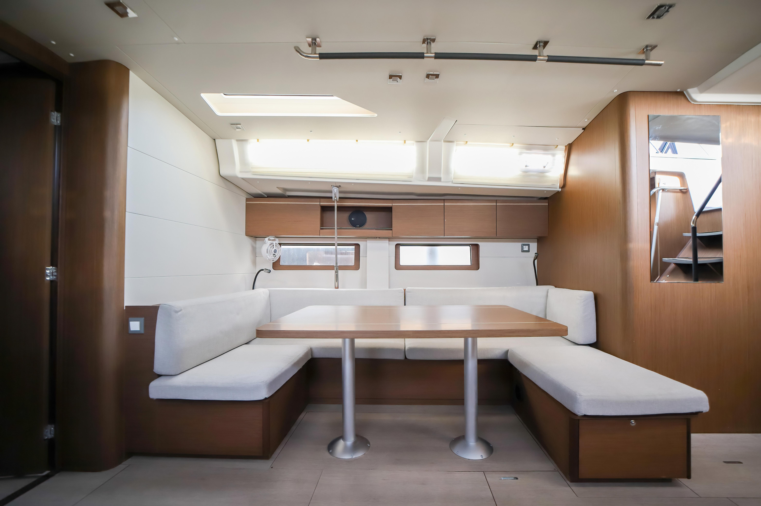 Photo #9 - Oceanis 51.1 (Sea Dream - Comfort line) in Olbia - 7844