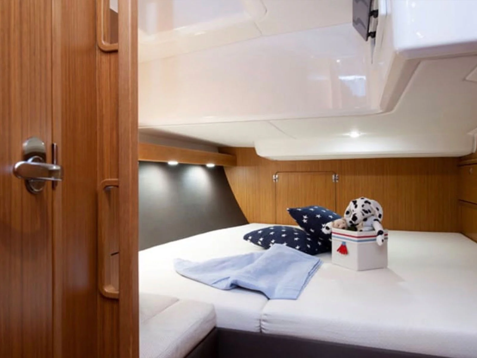 Bavaria Cruiser 56 (Kallirrhoe)  - 15