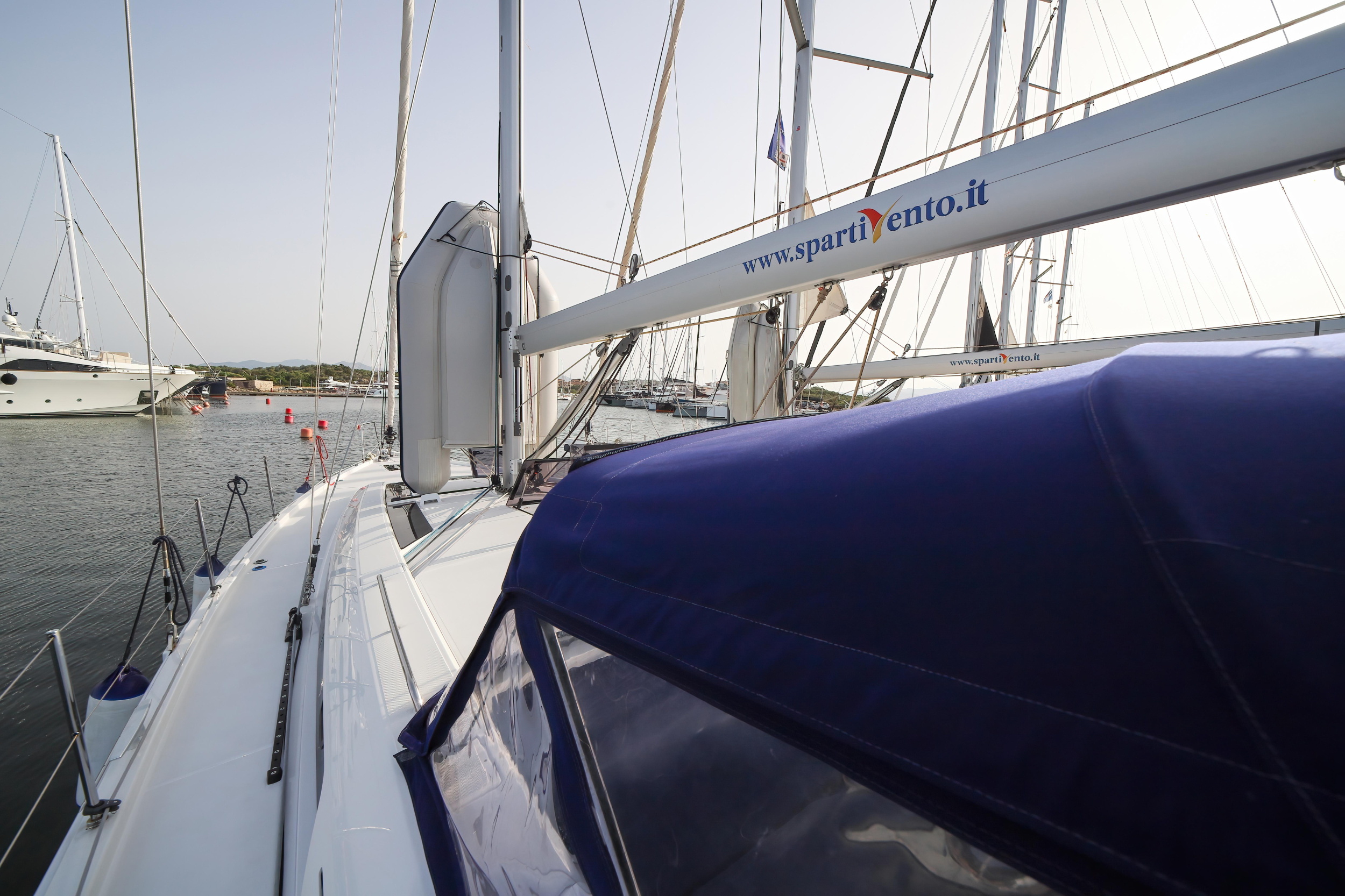 Photo #4 - Oceanis 51.1 (Sea Dream - Comfort line) in Olbia - 7844