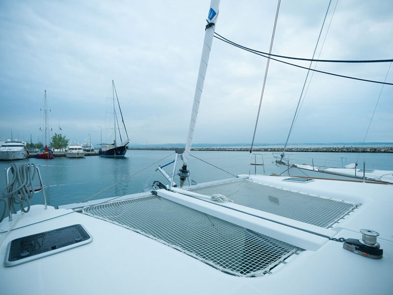 Photo #5 - Lagoon 400 S2 (Lady Dom) in Nikiti - 9564