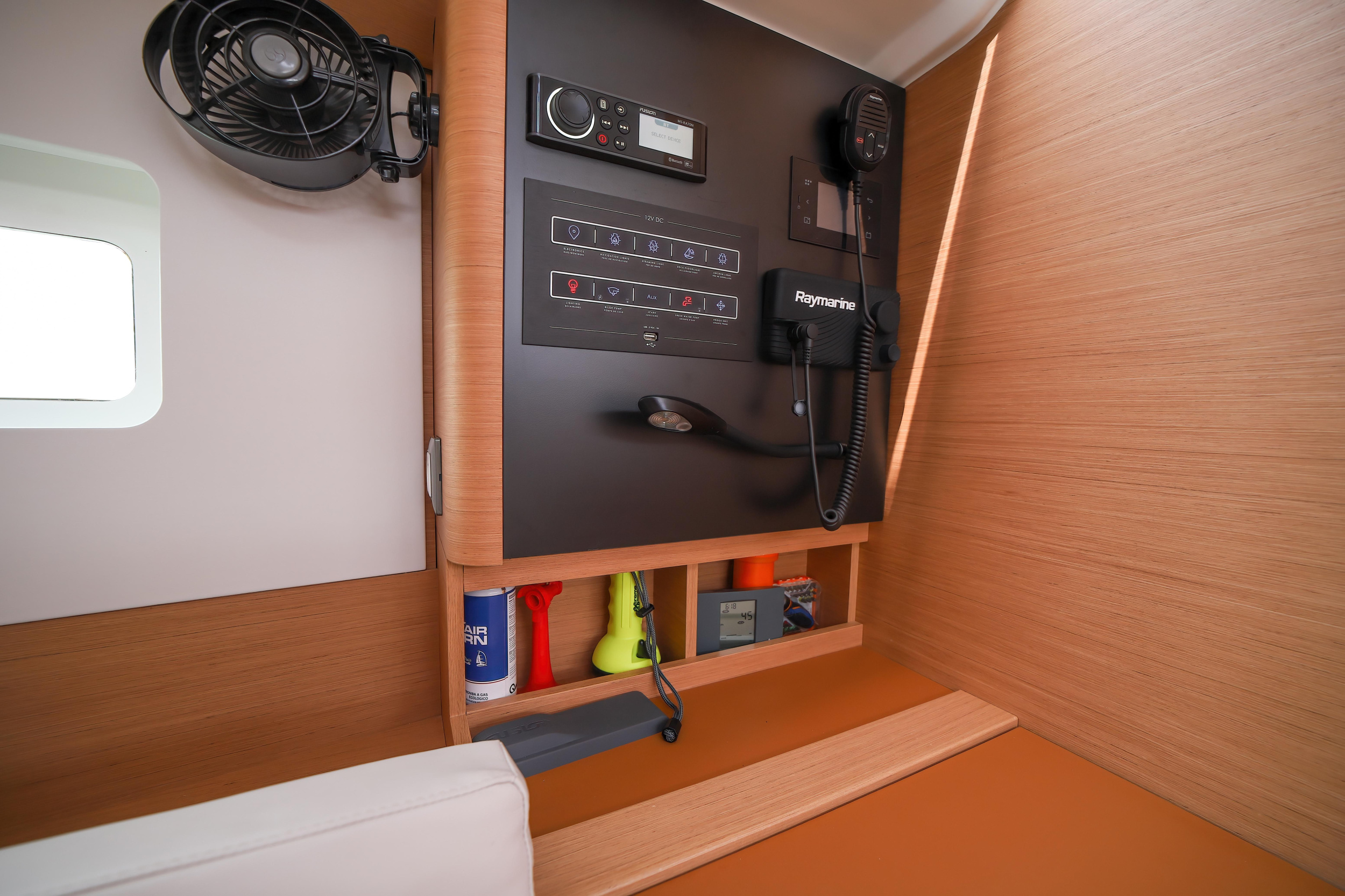 Photo #12 - Sun Odyssey 380 (Twenty-One Cent - Comfort line) in Olbia - 7867