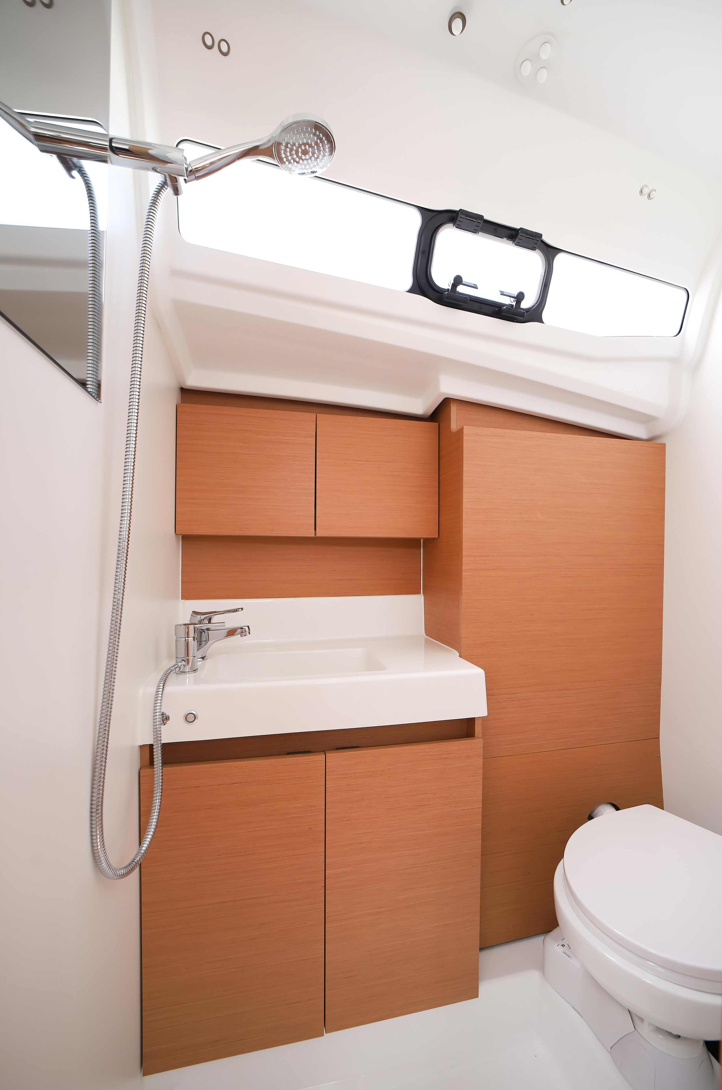 Photo #9 - Sun Odyssey 380 (Twenty-One Cent - Comfort line) in Olbia - 7867