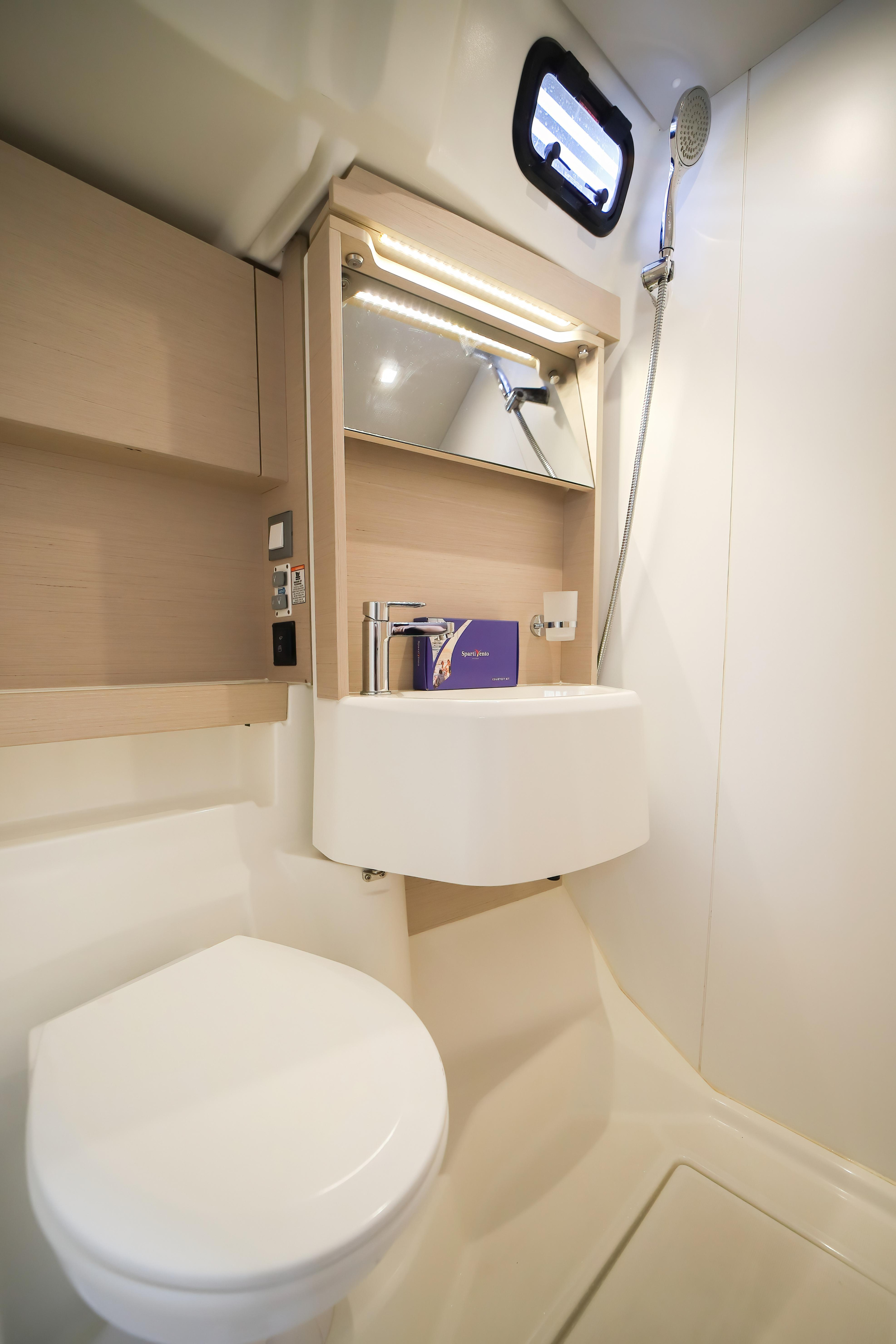 Photo #14 - Oceanis 51.1 (Zagara - Premium line) en Olbia - 3773