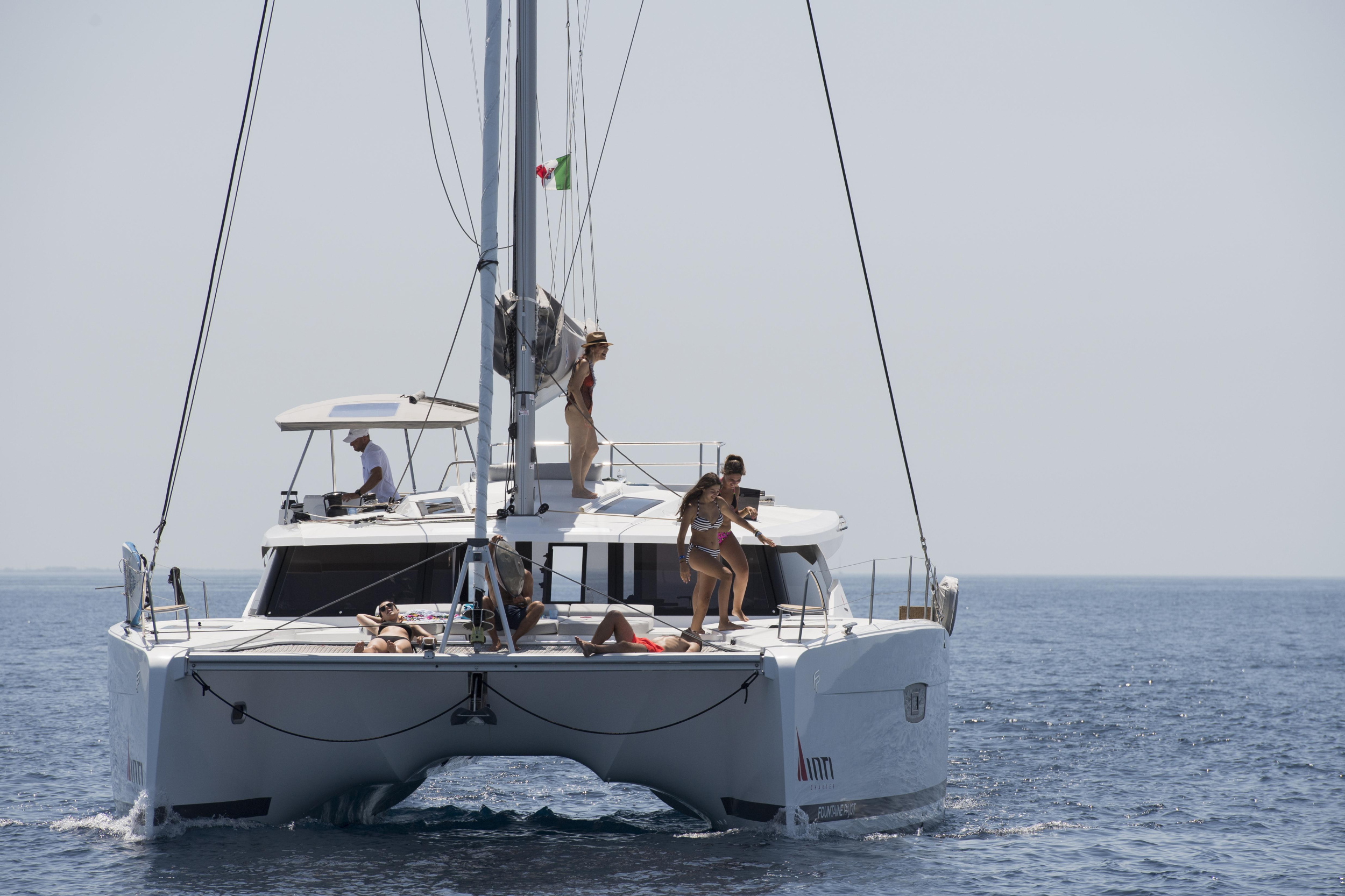 Photo #3 - Fountaine Pajot Saona 47 (Wm-AC-Gen-Sol.Pan) (Saona) in Castellamare del Golfo - 12854