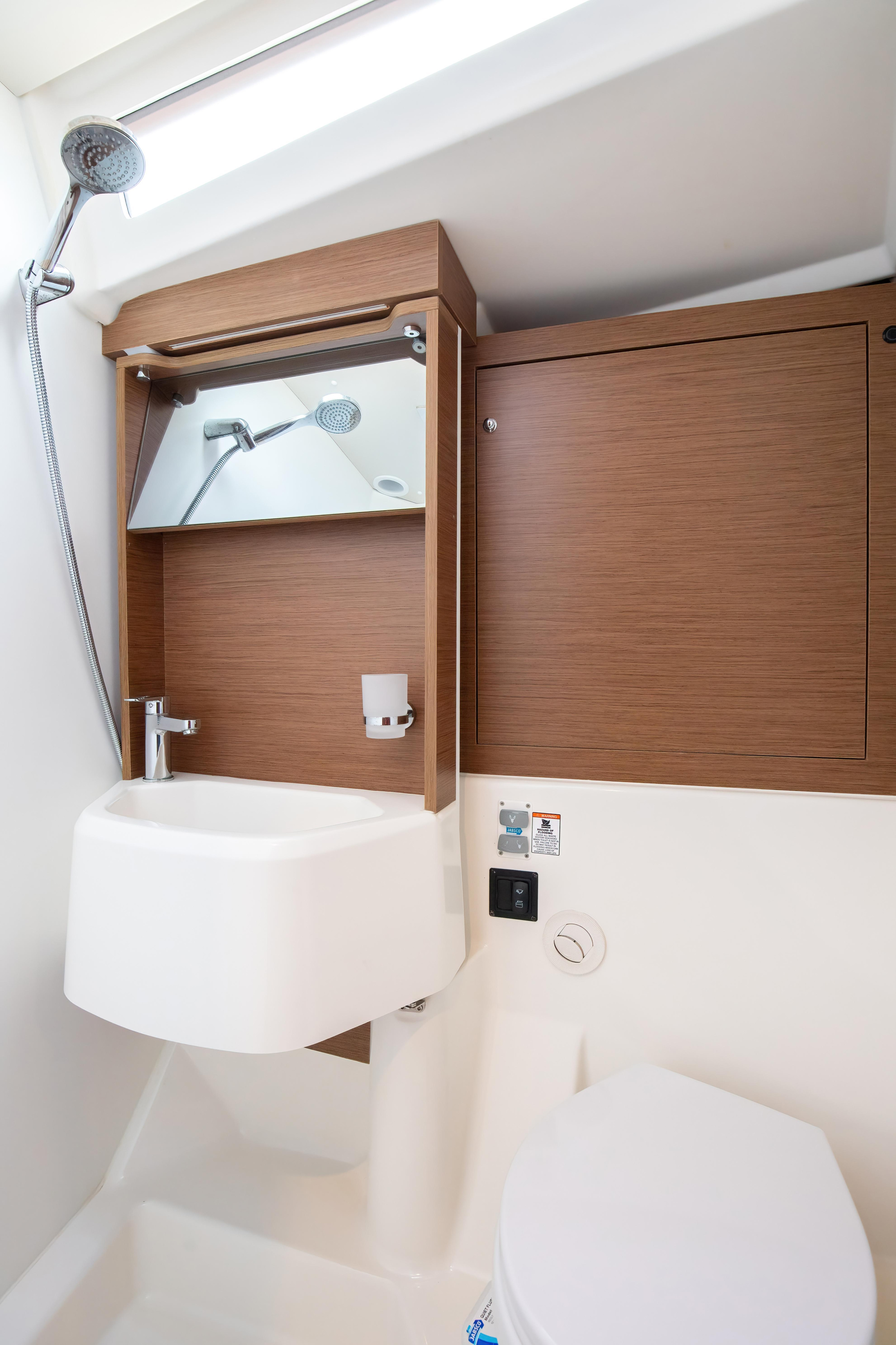 Photo #19 - Oceanis 51.1 (Calipso - Comfort line) in Portorosa - 24549