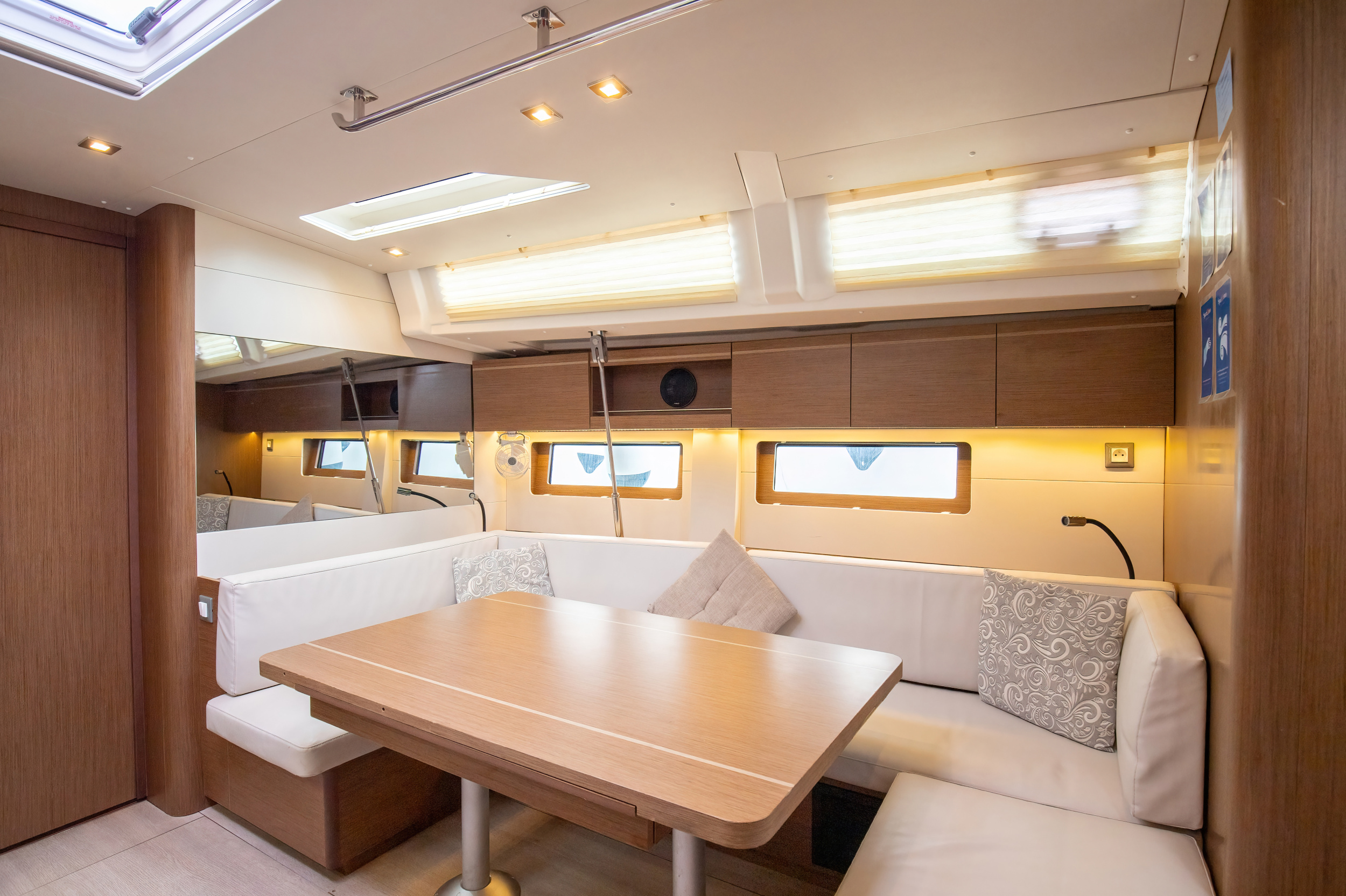 Photo #24 - Oceanis 51.1 (Calipso - Comfort line) in Portorosa - 24549