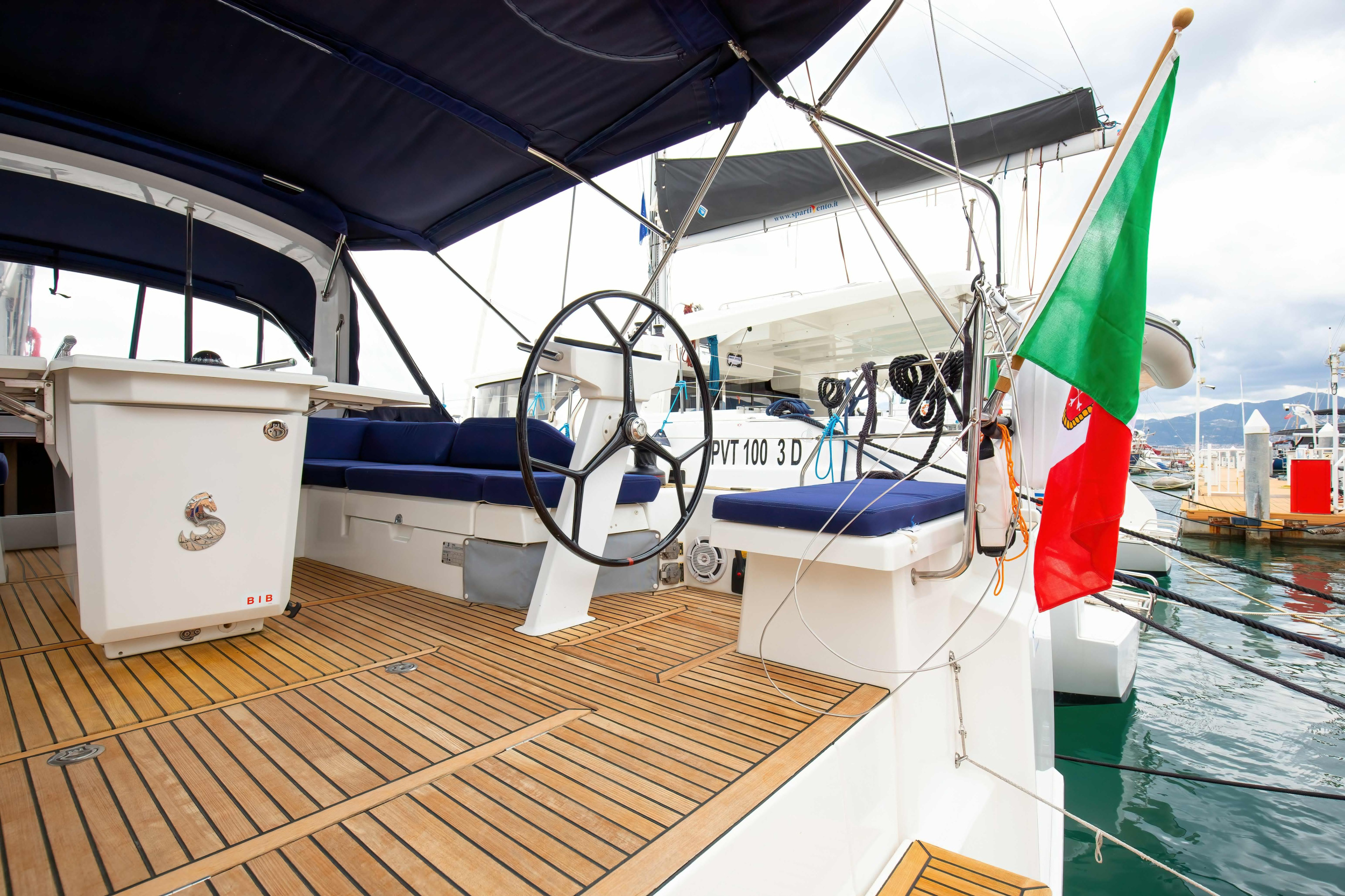 Photo #20 - Oceanis 51.1 (Calipso - Comfort line) in Portorosa - 24549