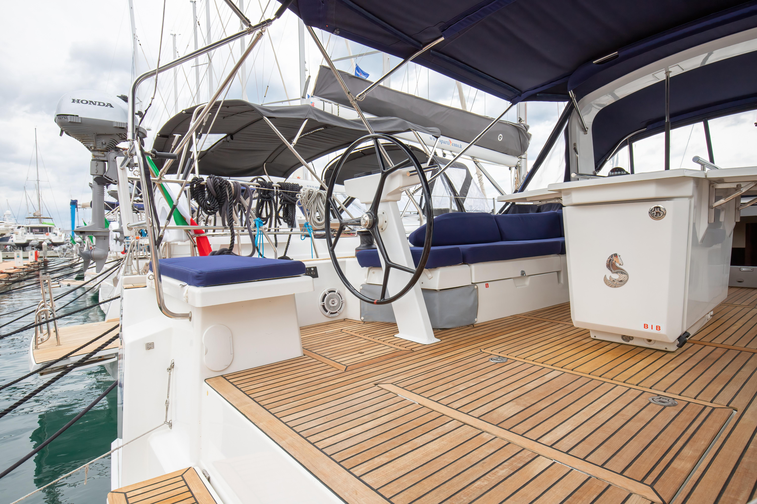 Photo #13 - Oceanis 51.1 (Calipso - Comfort line) in Portorosa - 24549