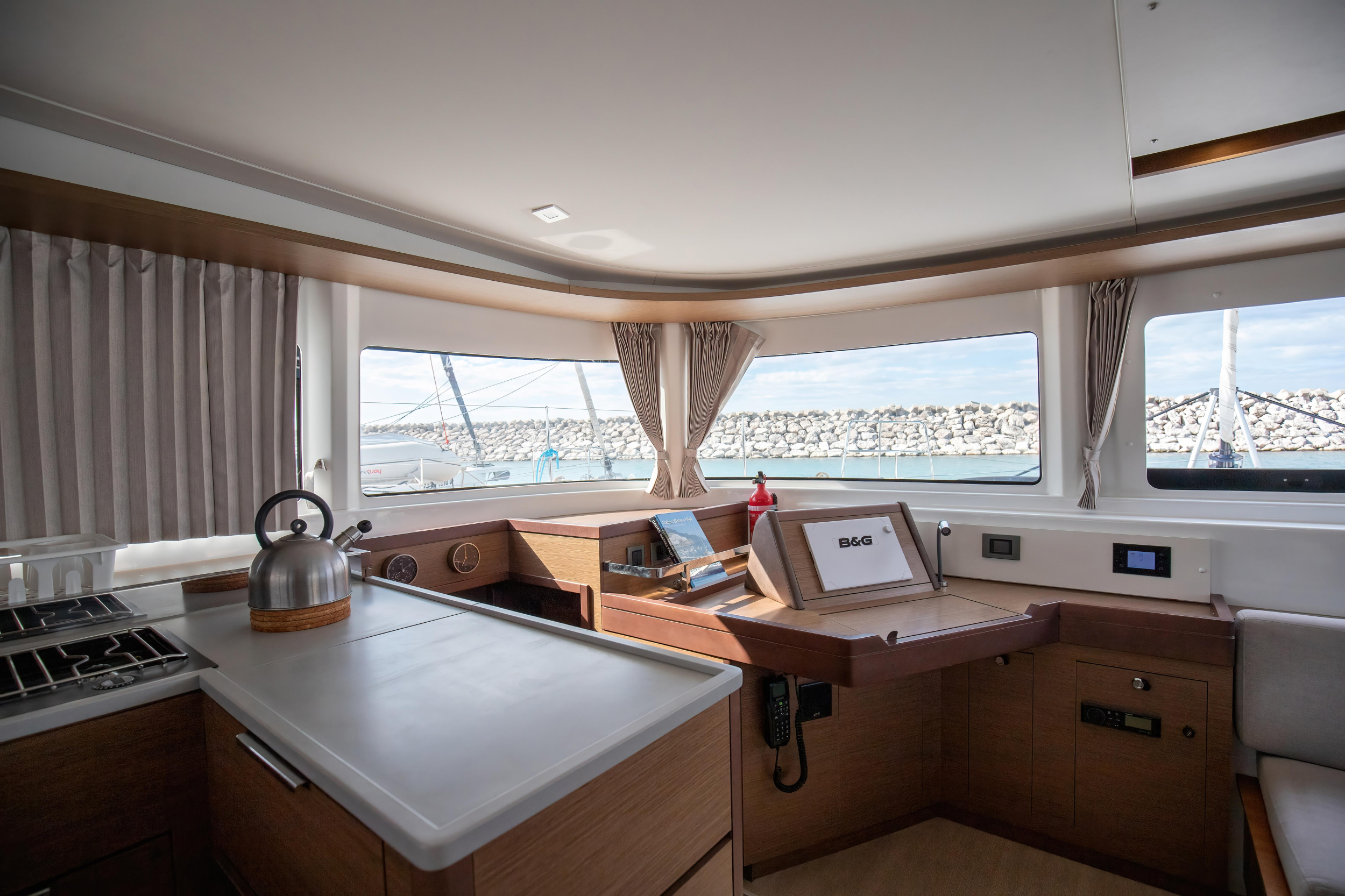 Photo #11 - Lagoon 46 (Cassata - Premium line) in Salerno - 3818