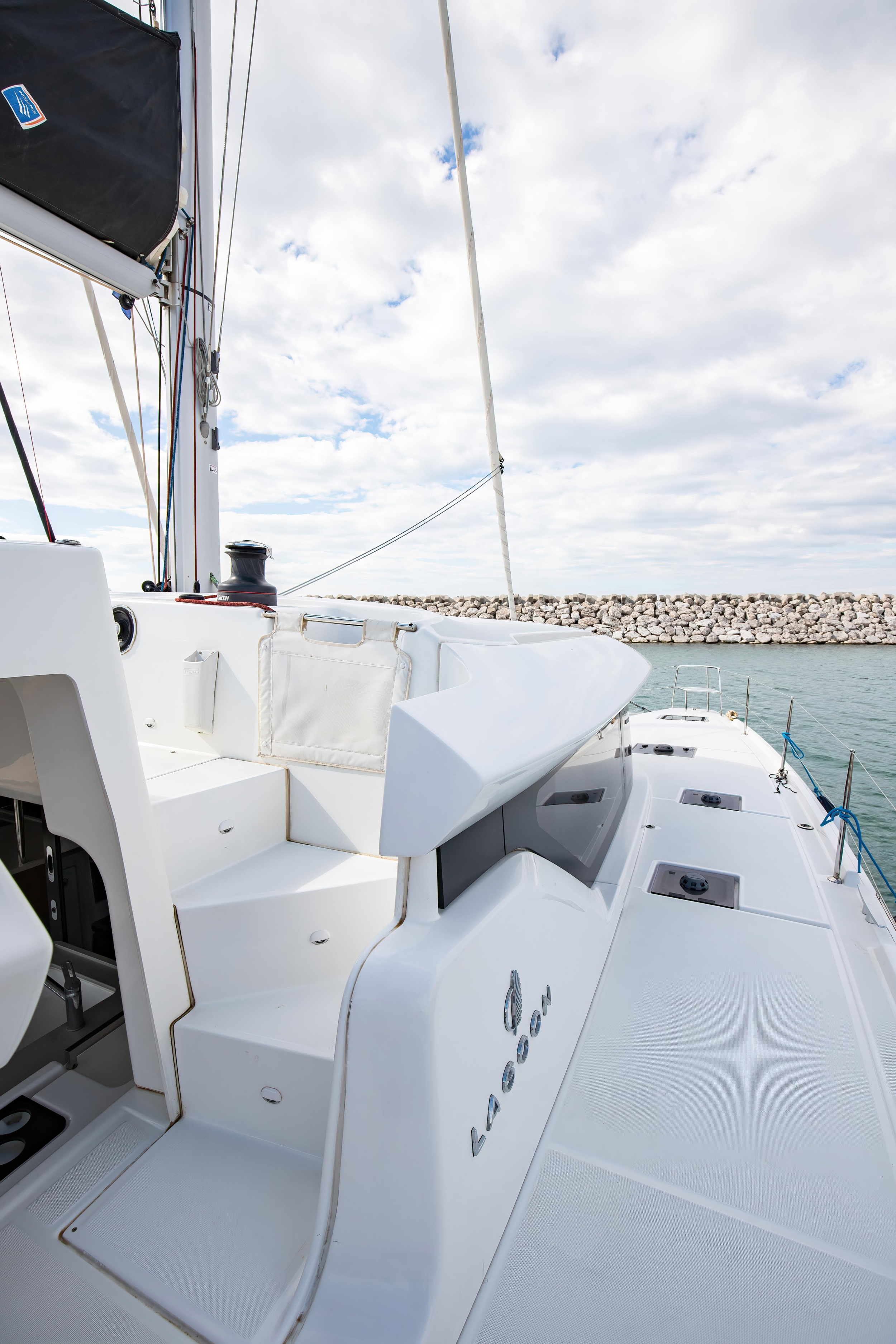 Photo #22 - Lagoon 46 (Cassata - Premium line) in Salerno - 3818