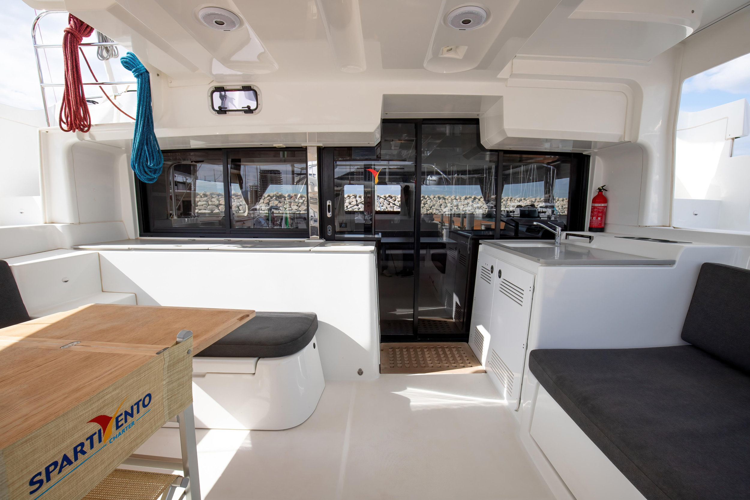 Photo #23 - Lagoon 46 (Cassata - Premium line) in Salerno - 3818