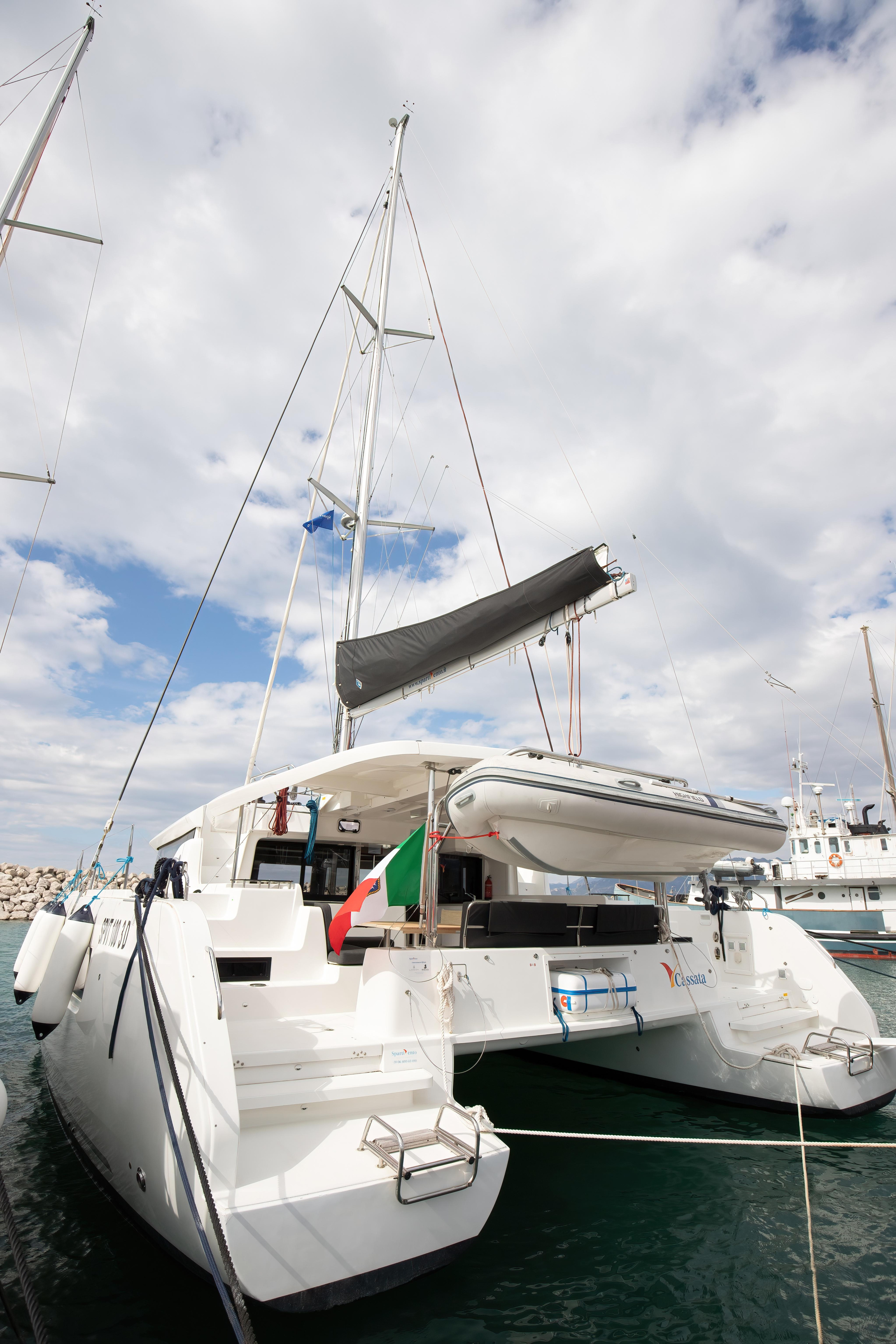 Photo #4 - Lagoon 46 (Cassata - Premium line) in Salerno - 3818