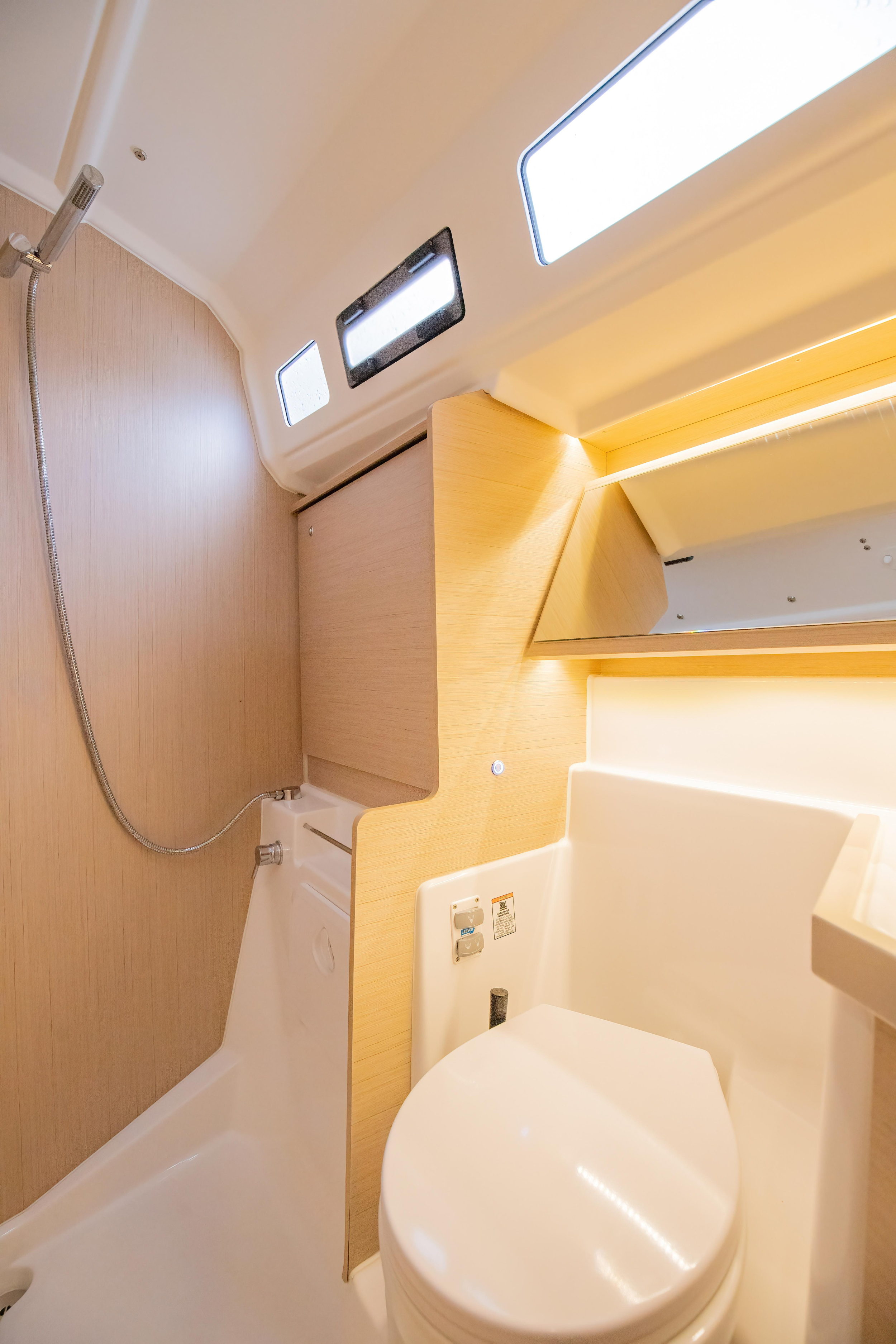 Photo #6 - Oceanis 40.1 (Cupido - Comfort line) in Portorosa - 6276