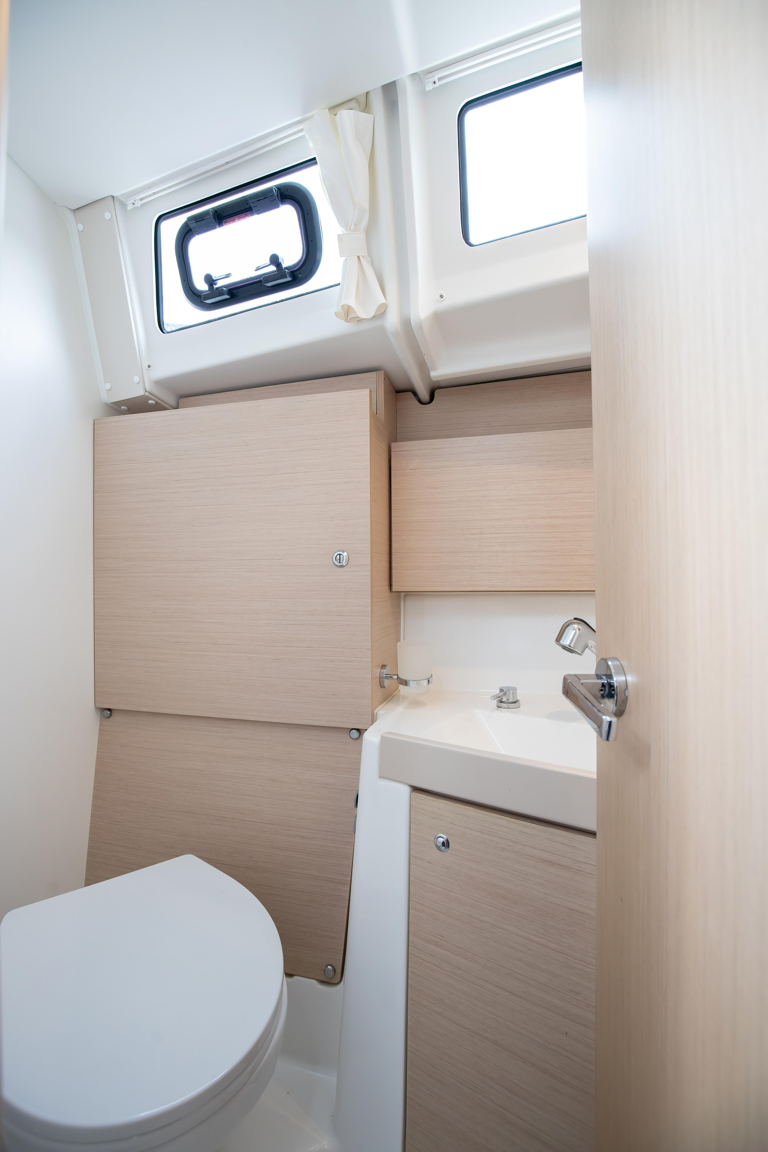 Photo #22 - Oceanis 38.1 (Eos - Comfort line) en Trapani - 4229