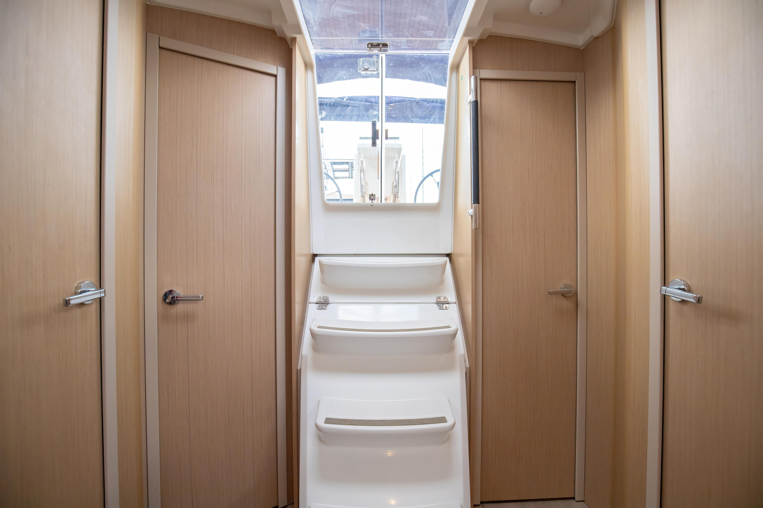 Photo #23 - Oceanis 38.1 (Eos - Comfort line) en Trapani - 4229