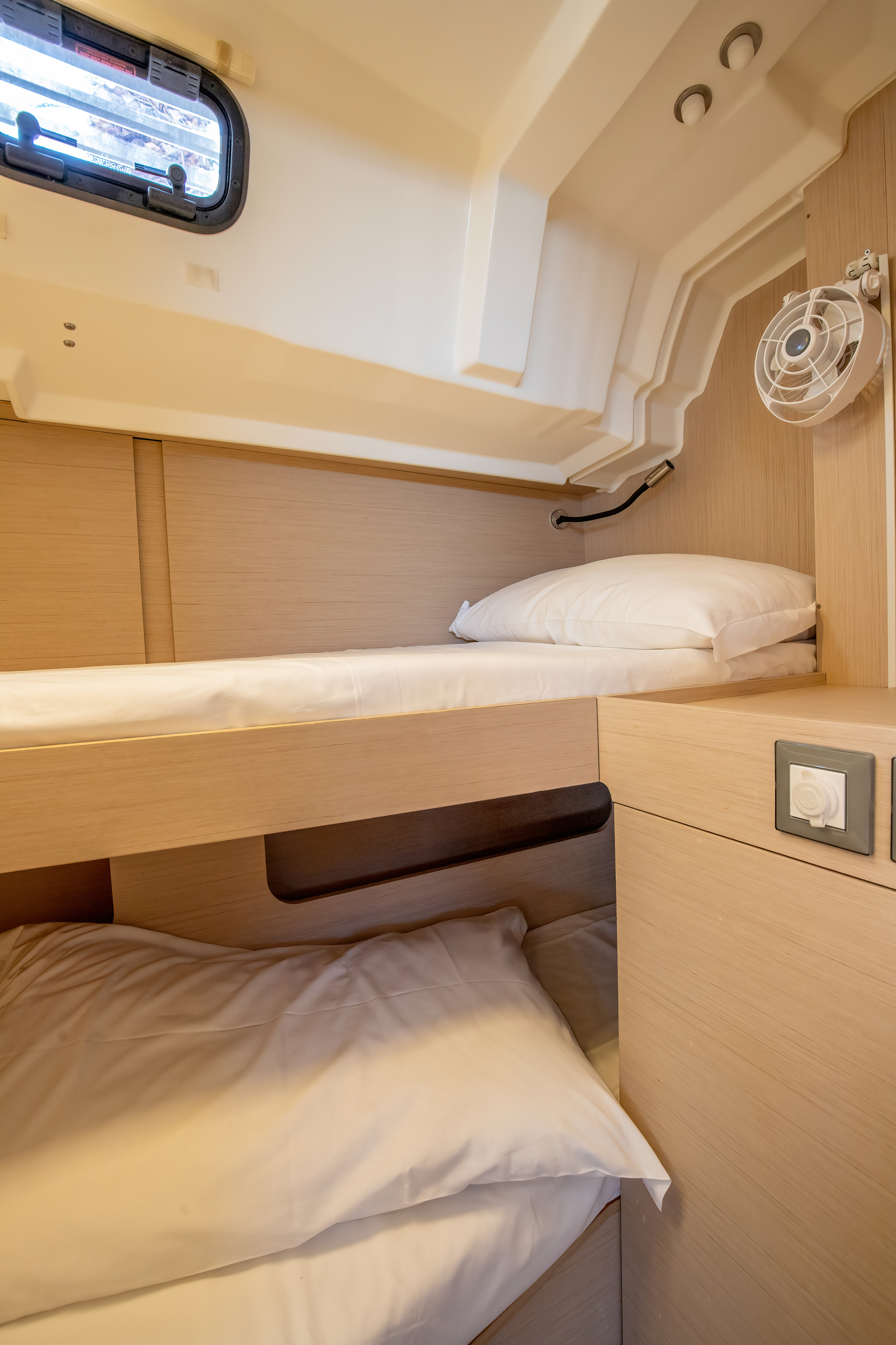 Photo #30 - Oceanis 46.1 (5 cab) (Filìa - Standard line) en Capo d'Orlando - 25681