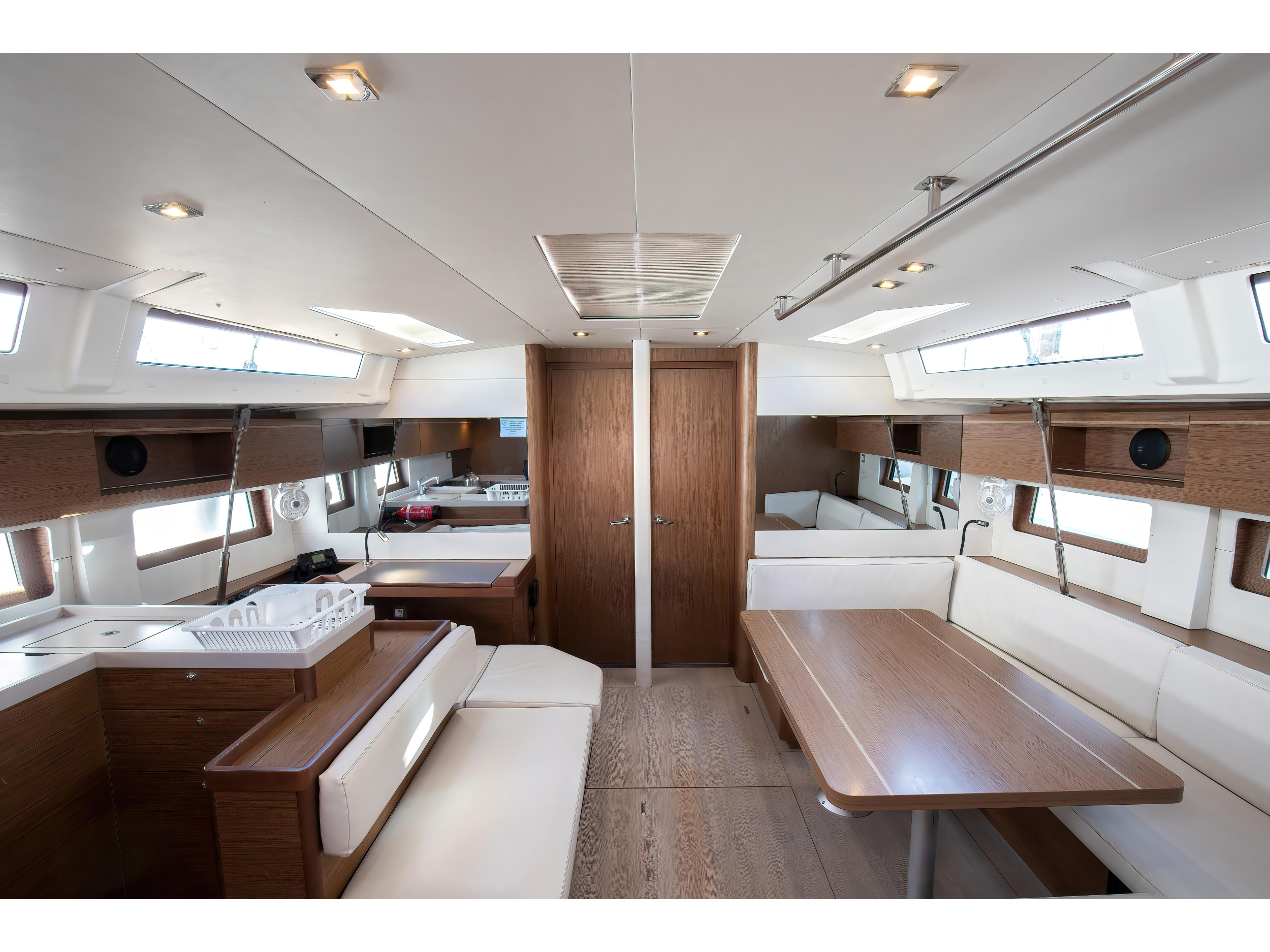 Photo #6 - Oceanis 51.1 (Hybris - Comfort line) in Portorosa - 25324