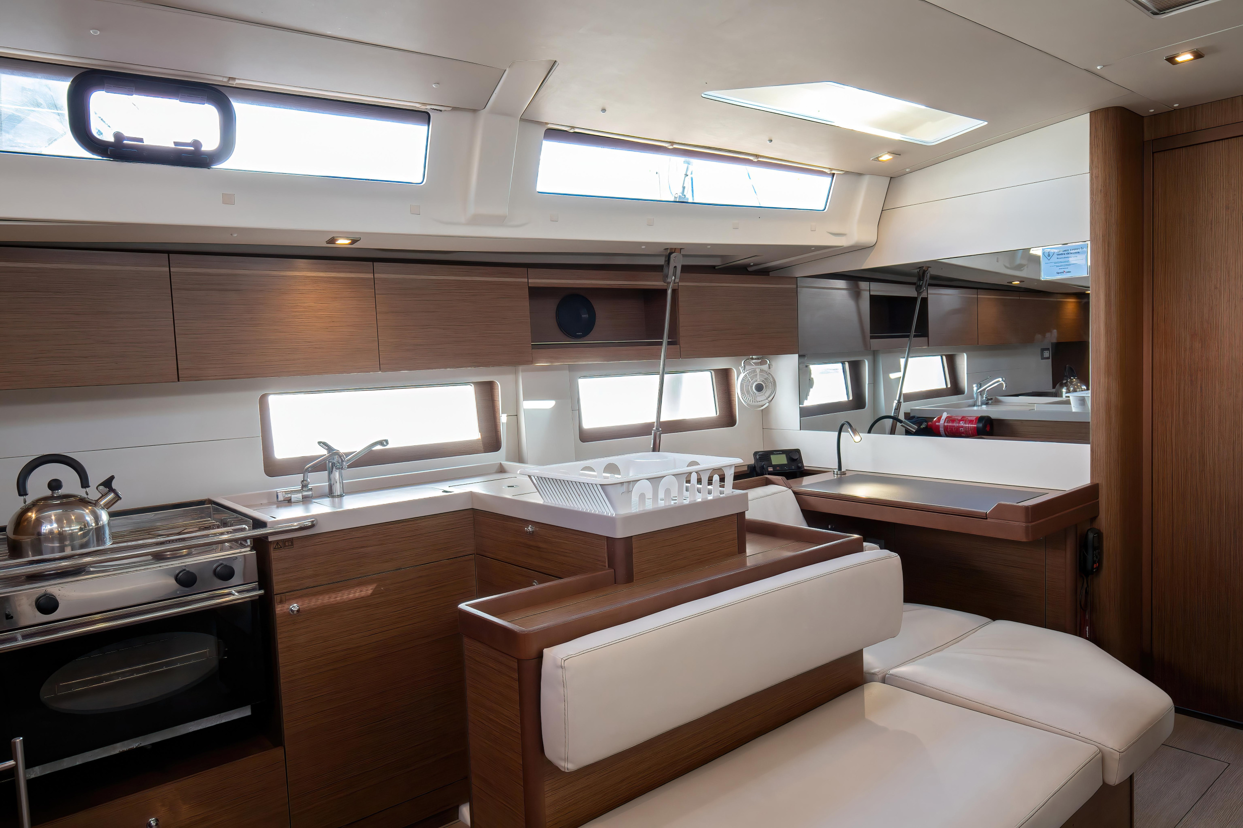 Photo #24 - Oceanis 51.1 (Hybris - Comfort line) in Portorosa - 25324