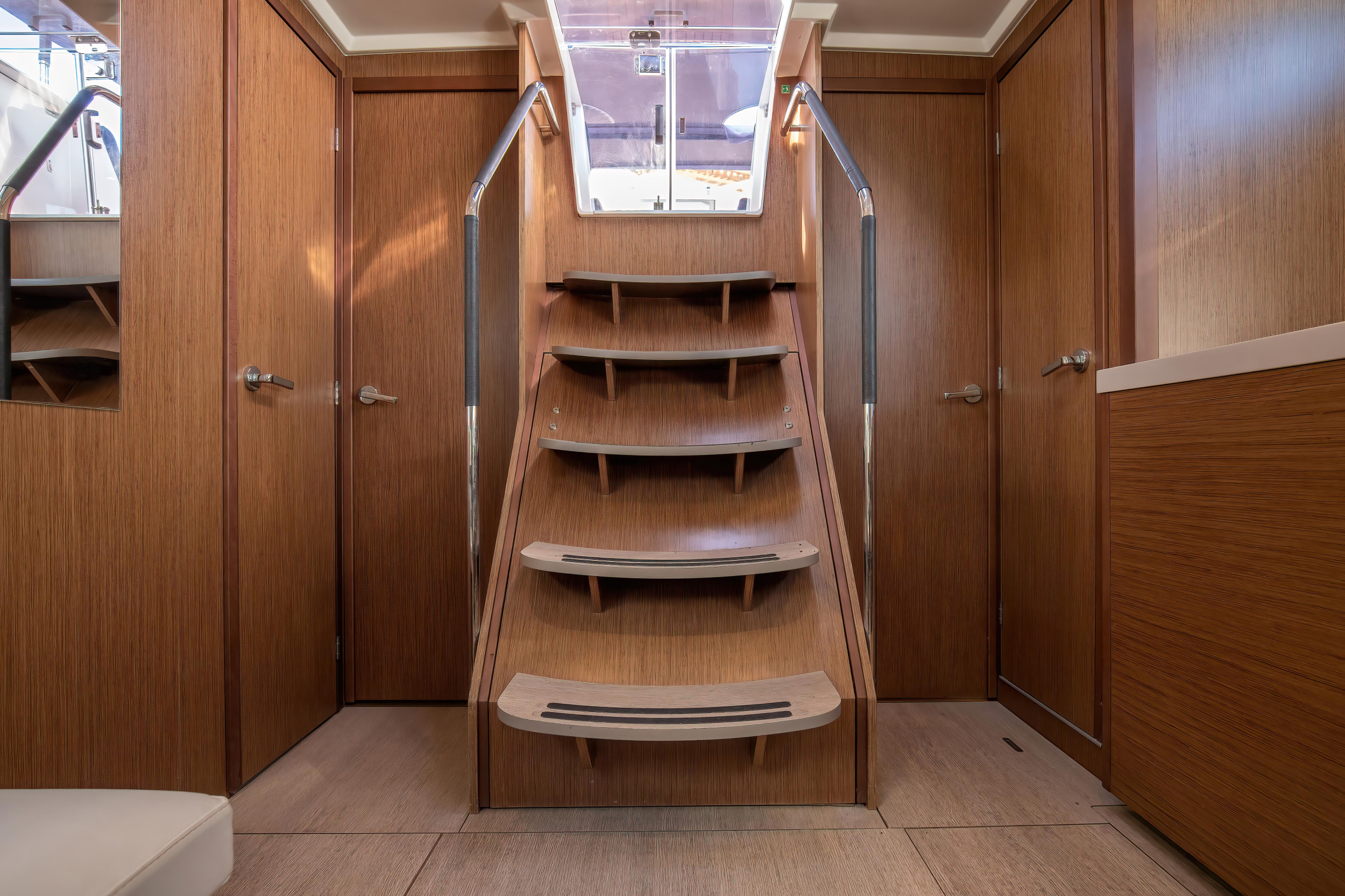 Photo #27 - Oceanis 51.1 (Hybris - Comfort line) in Portorosa - 25324