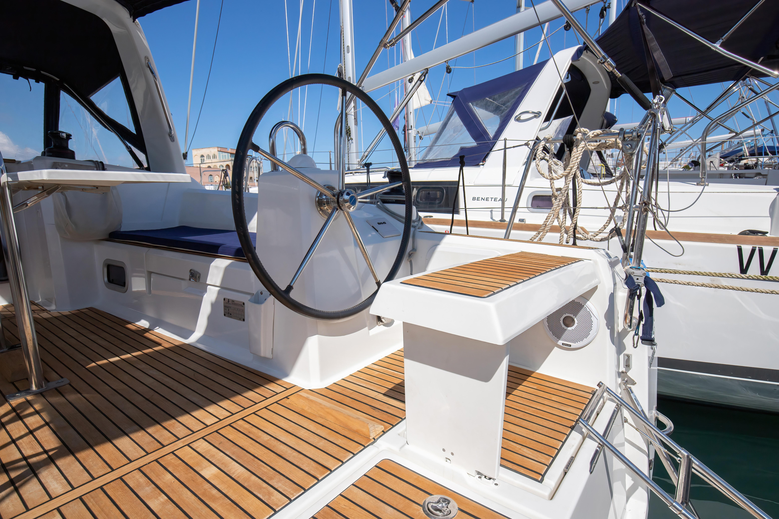 Photo #10 - Oceanis 35.1 (Levante - Standard line) in Portorosa - 8481