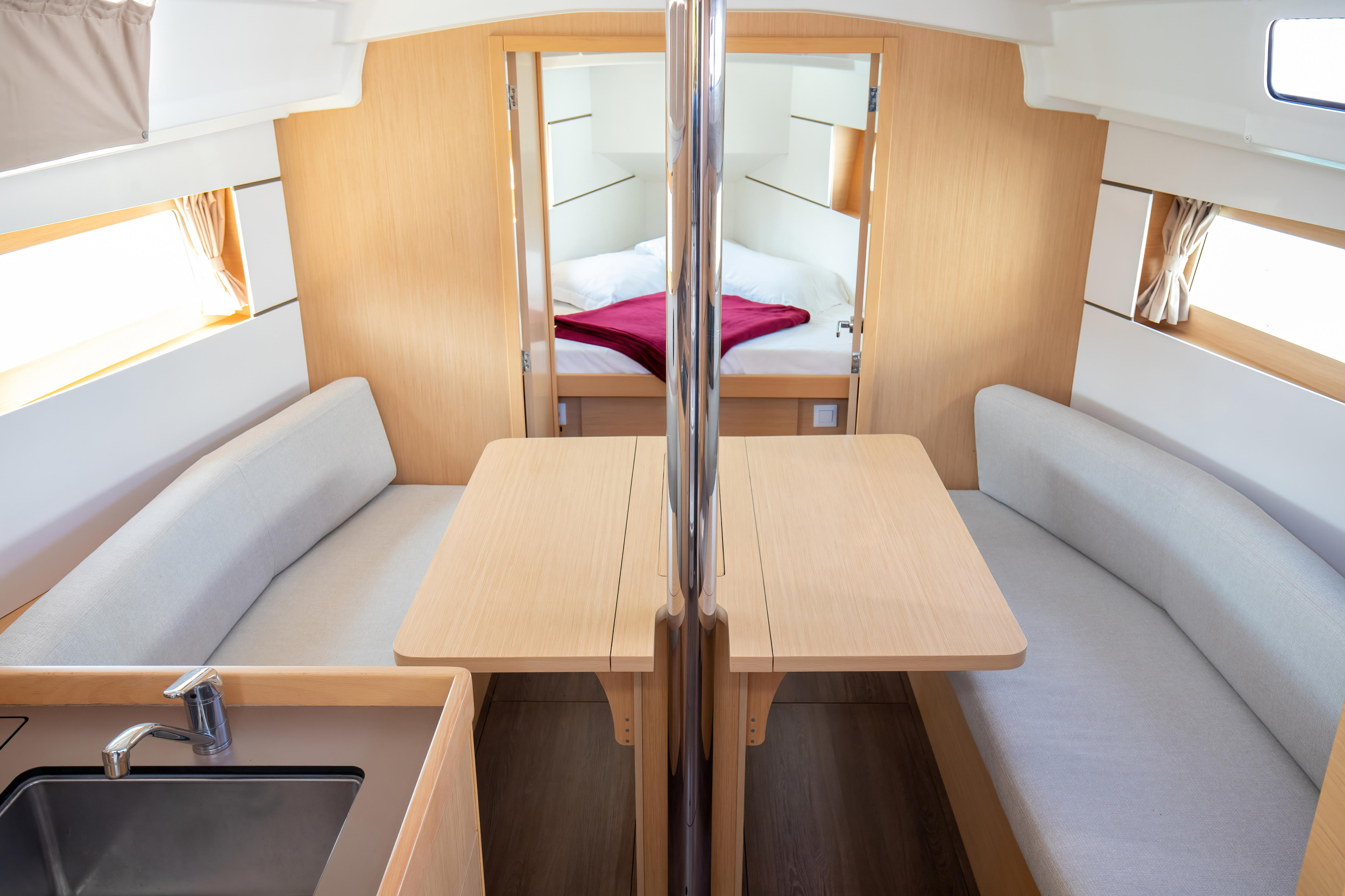 Photo #7 - Oceanis 35.1 (Levante - Standard line) in Portorosa - 8481